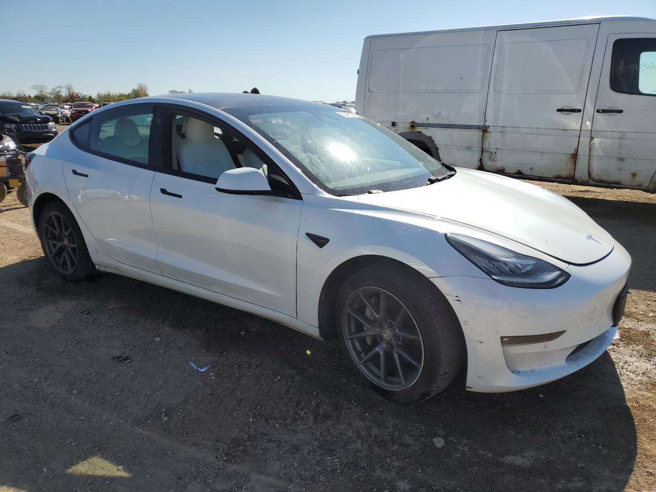 2021 Tesla Model 3 Белый vin: 5YJ3E1EB4MF860182