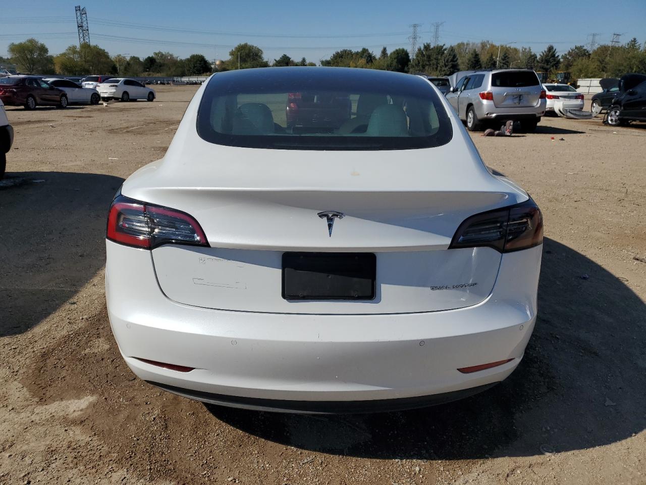 2021 Tesla Model 3 Белый vin: 5YJ3E1EB4MF860182