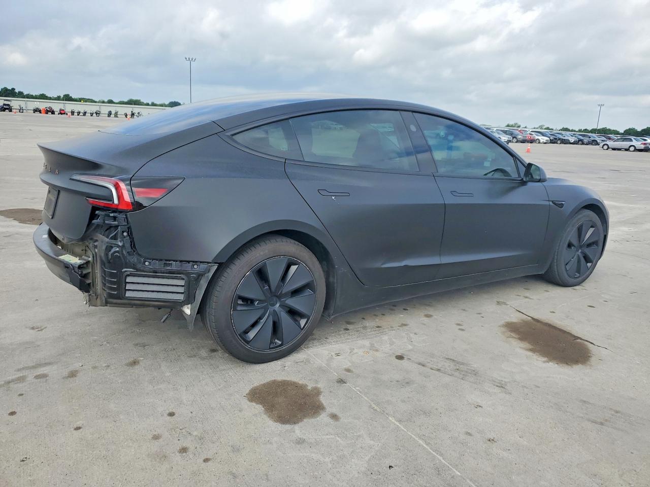 2024 Tesla Model 3 Black vin: 5YJ3E1EB4RF718227