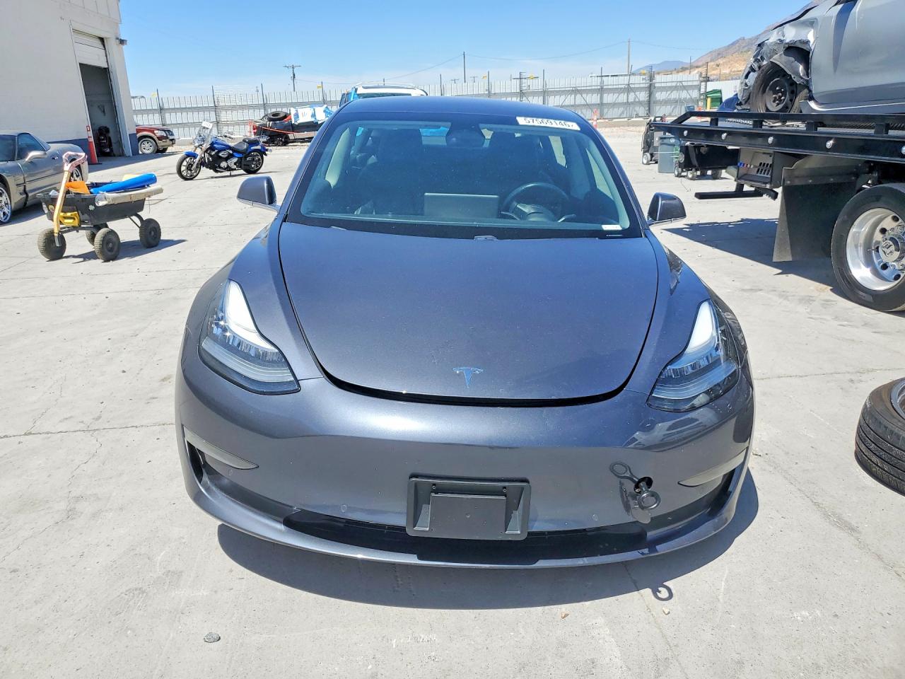 2018 Tesla Model 3 Gray vin: 5YJ3E1EB5JF093180