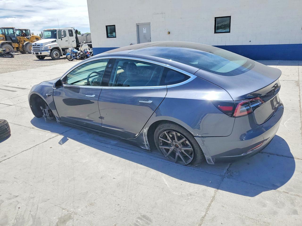 2018 Tesla Model 3 Gray vin: 5YJ3E1EB5JF093180