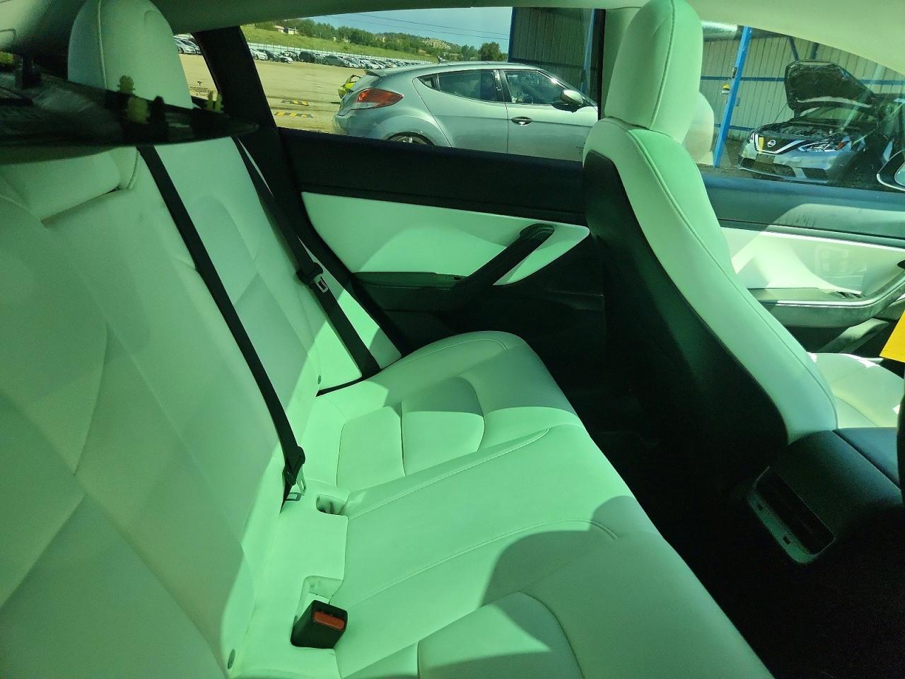 2020 Tesla Model 3 Blue vin: 5YJ3E1EB5LF640239