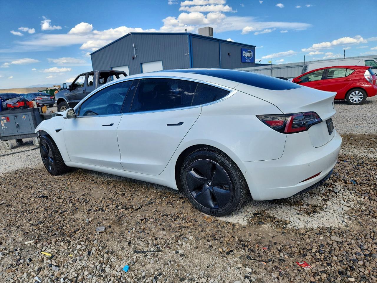 2020 Tesla Model 3 Белый vin: 5YJ3E1EB5LF711438