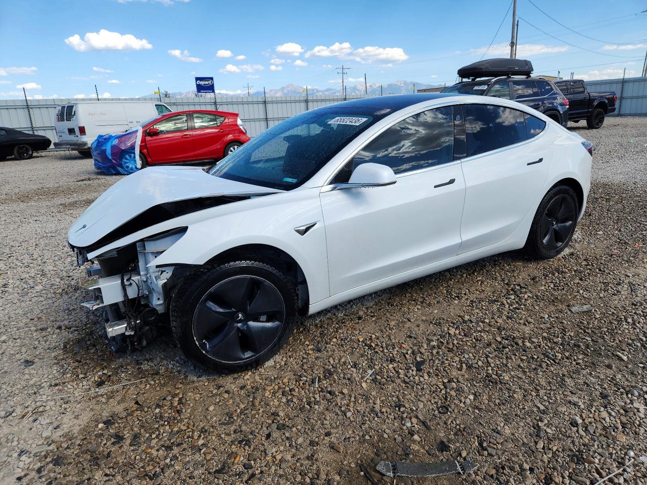 2020 Tesla Model 3 Белый vin: 5YJ3E1EB5LF711438