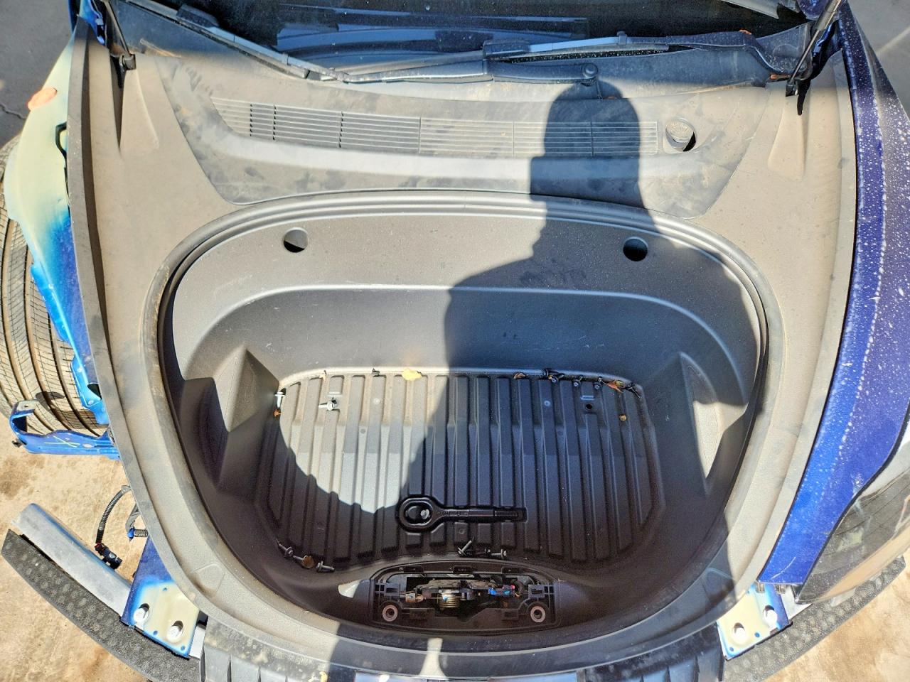 2022 Tesla Model 3 Blue vin: 5YJ3E1EB5NF109593
