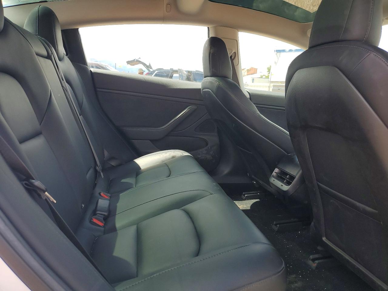 2018 Tesla Model 3 White vin: 5YJ3E1EB7JF108567