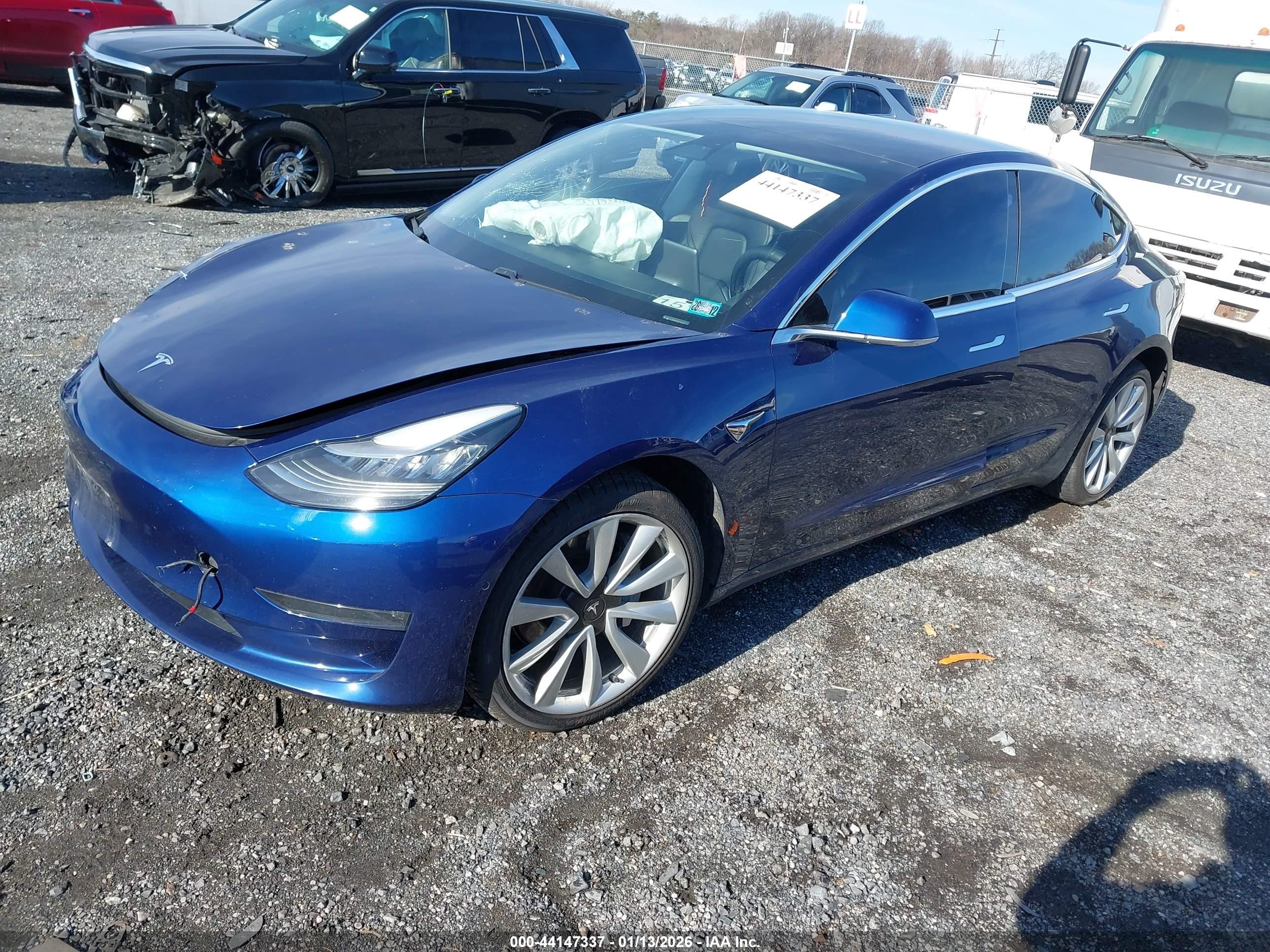 2019 Tesla Model 3 Long Range/performance Blue vin: 5YJ3E1EB7KF453941