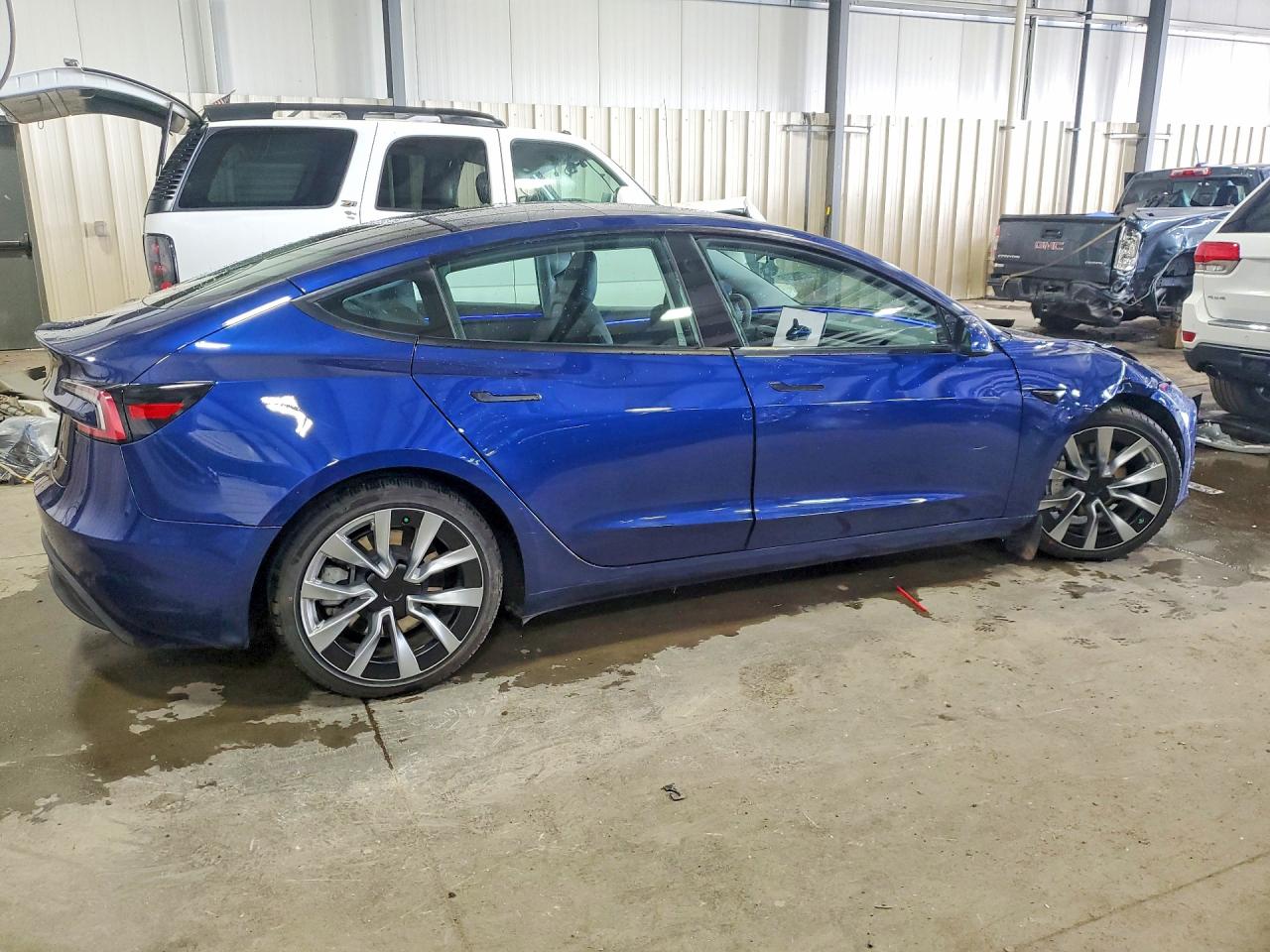 2024 Tesla Model 3 Blue vin: 5YJ3E1EB8RF731207