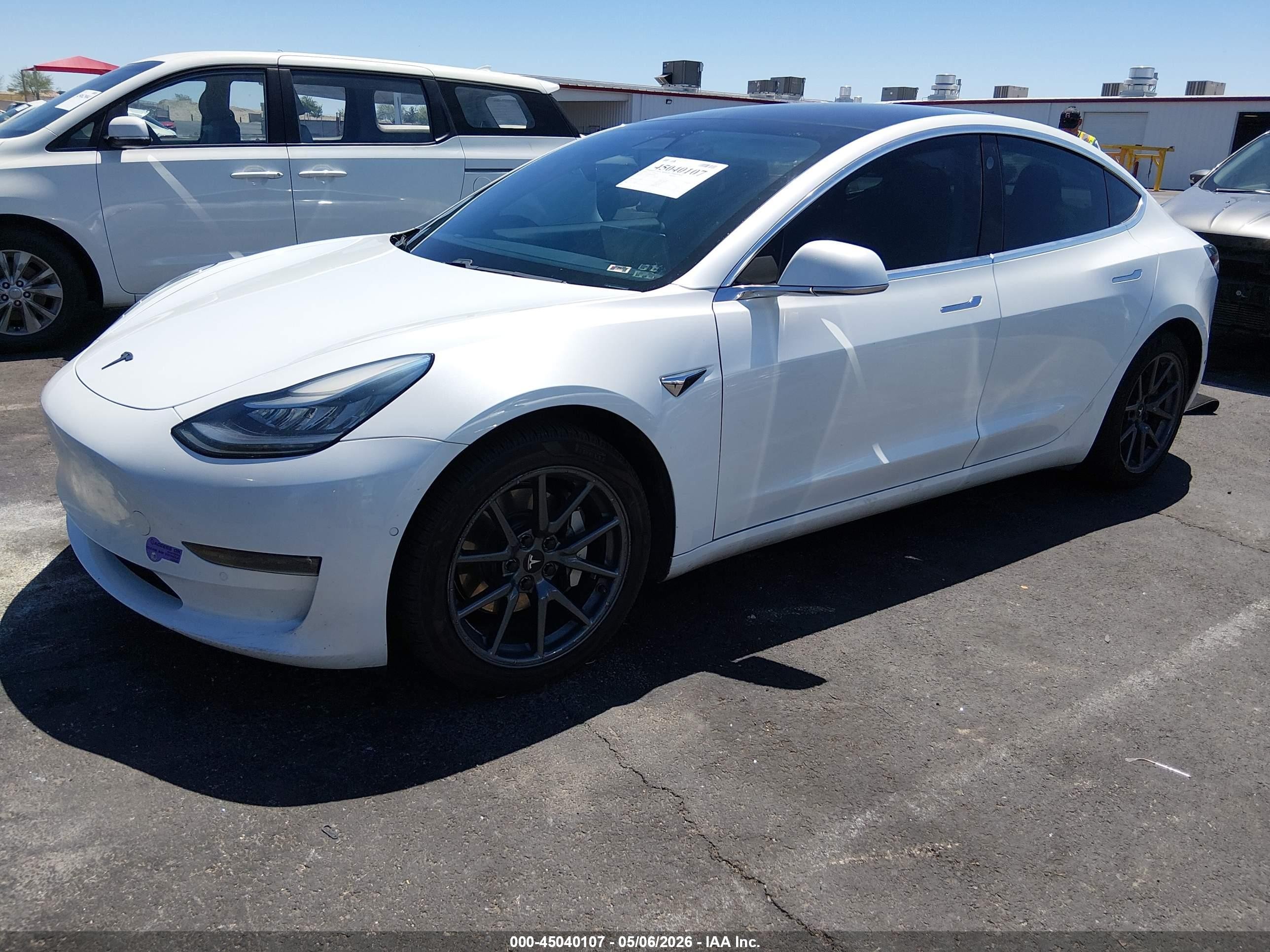 2019 Tesla Model 3 Long Range/performance Белый vin: 5YJ3E1EB9KF191601