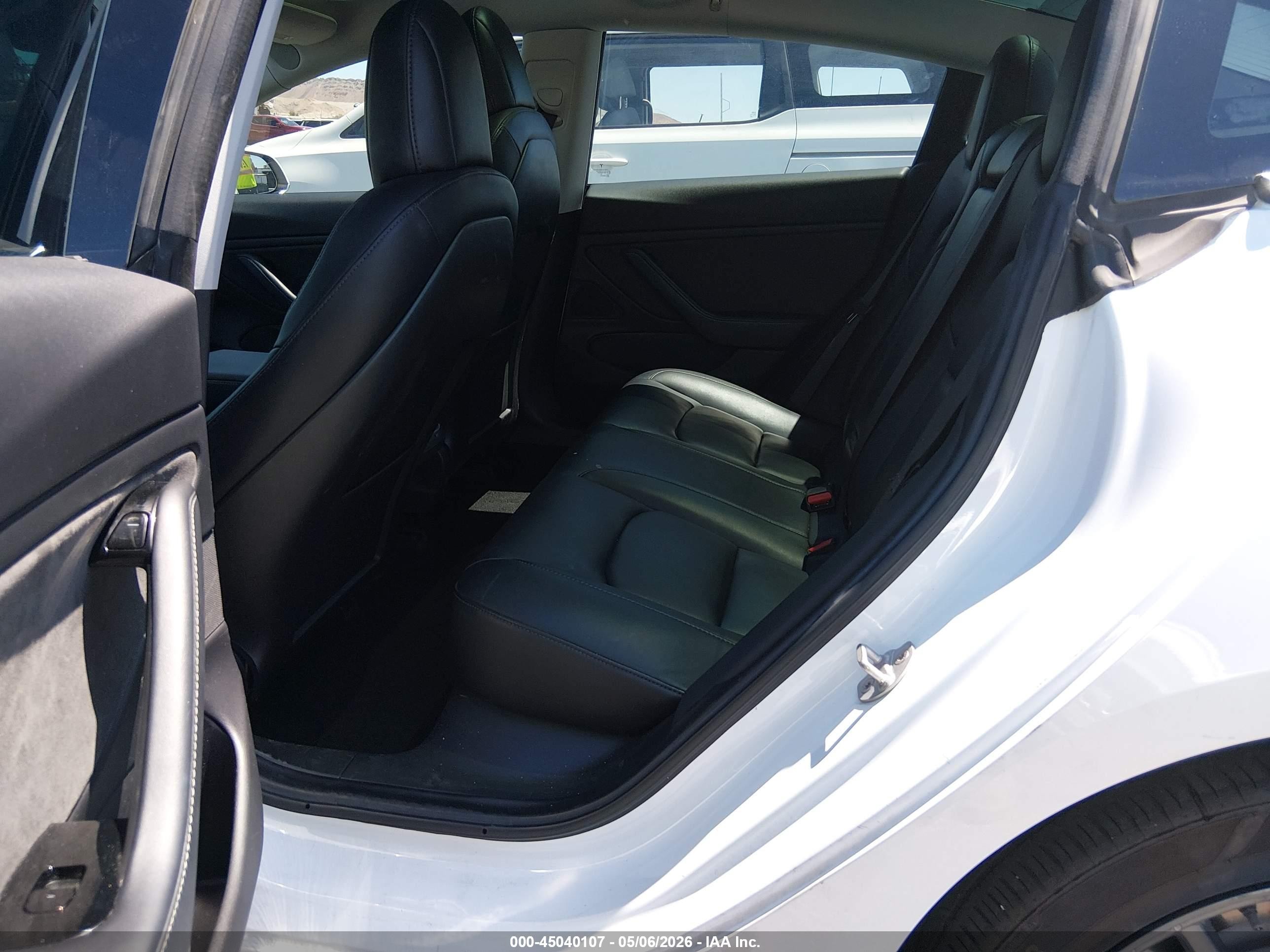 2019 Tesla Model 3 Long Range/performance Белый vin: 5YJ3E1EB9KF191601