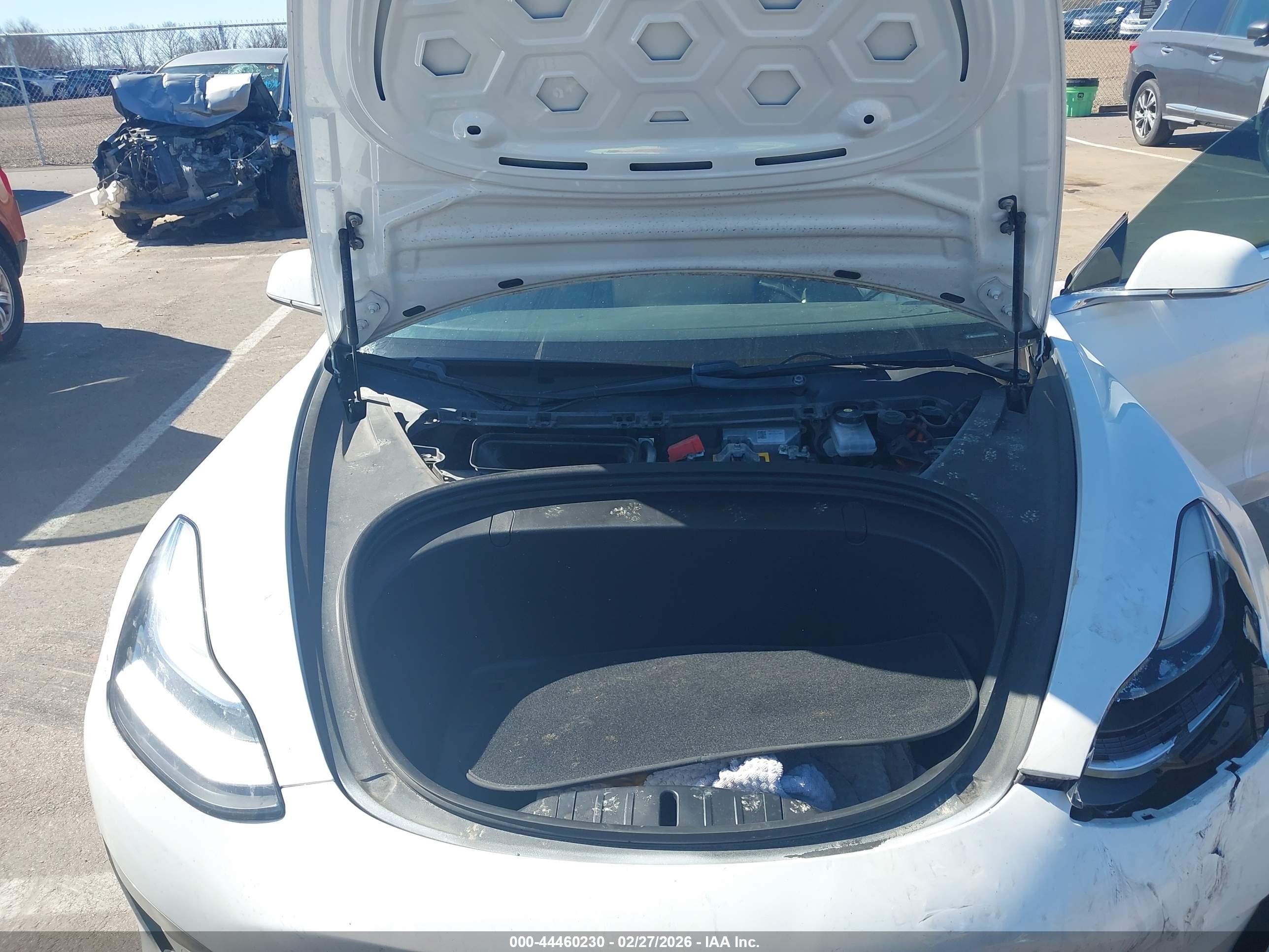 2019 Tesla Model 3 Long Range/performance White vin: 5YJ3E1EB9KF419922