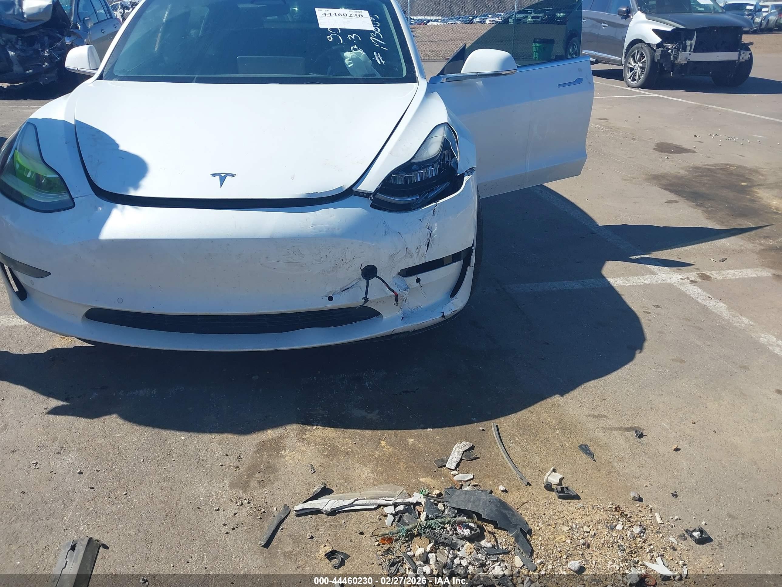 2019 Tesla Model 3 Long Range/performance White vin: 5YJ3E1EB9KF419922