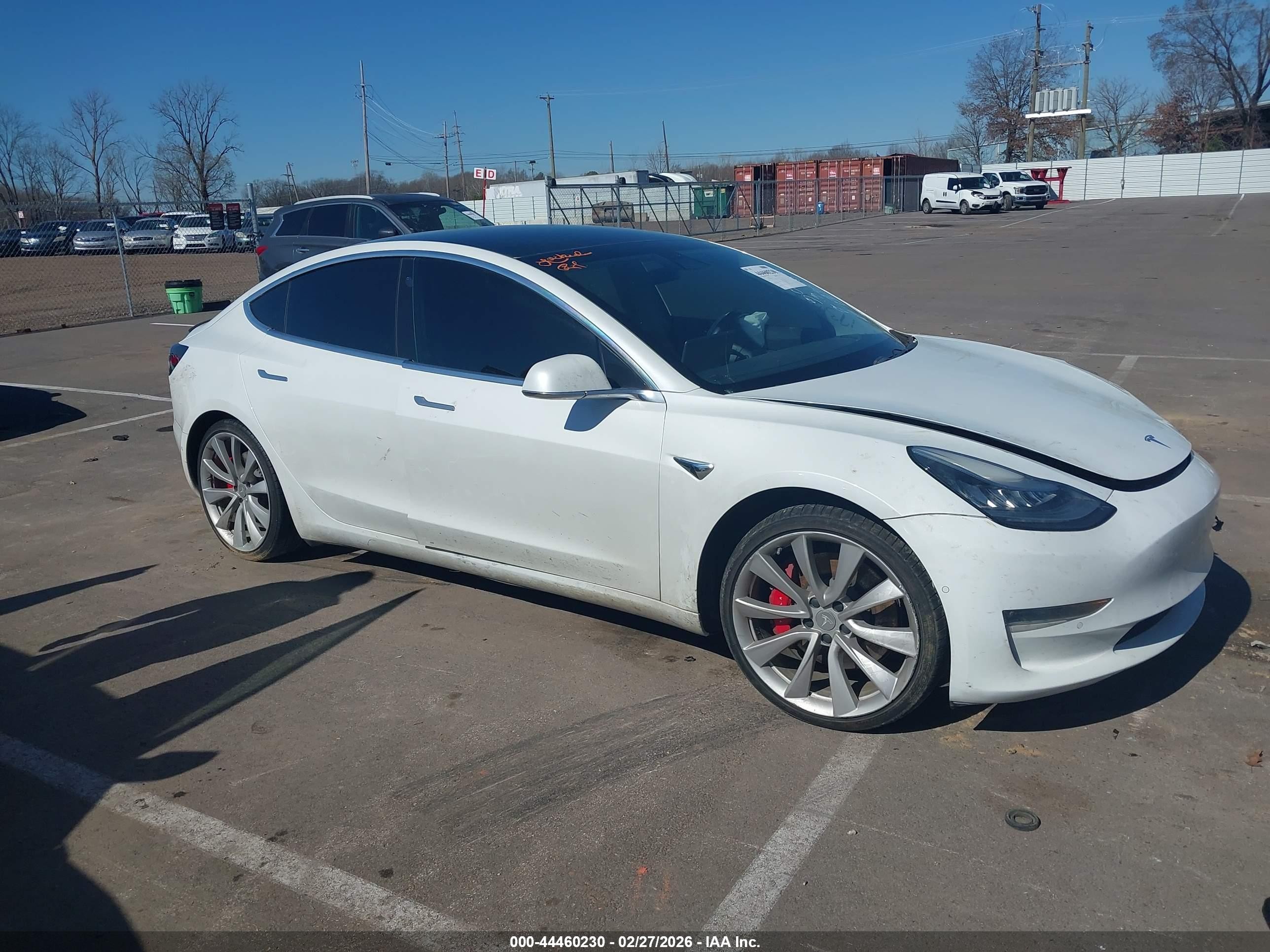 2019 Tesla Model 3 Long Range/performance White vin: 5YJ3E1EB9KF419922