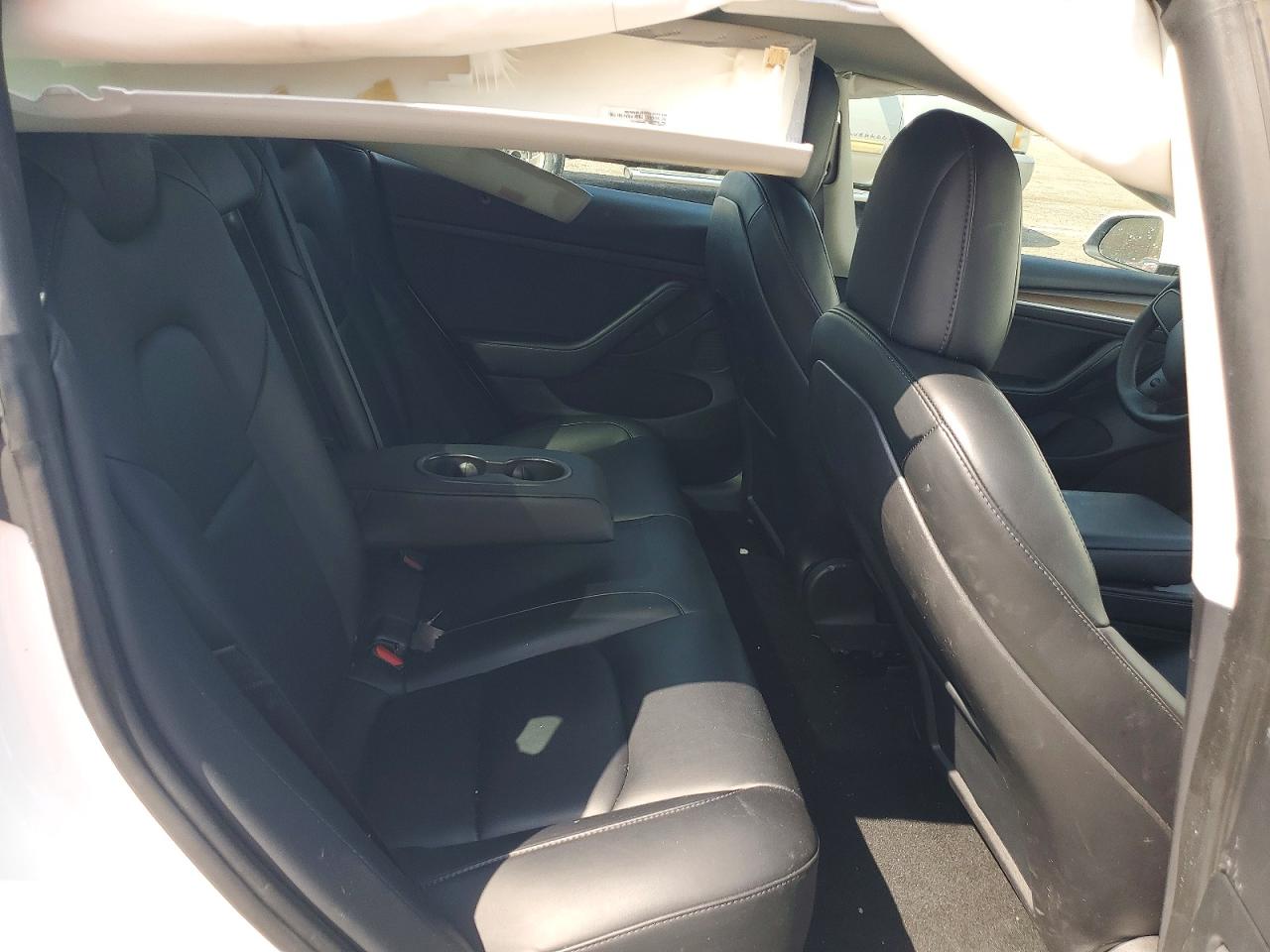 2022 Tesla Model 3 White vin: 5YJ3E1EB9NF335636