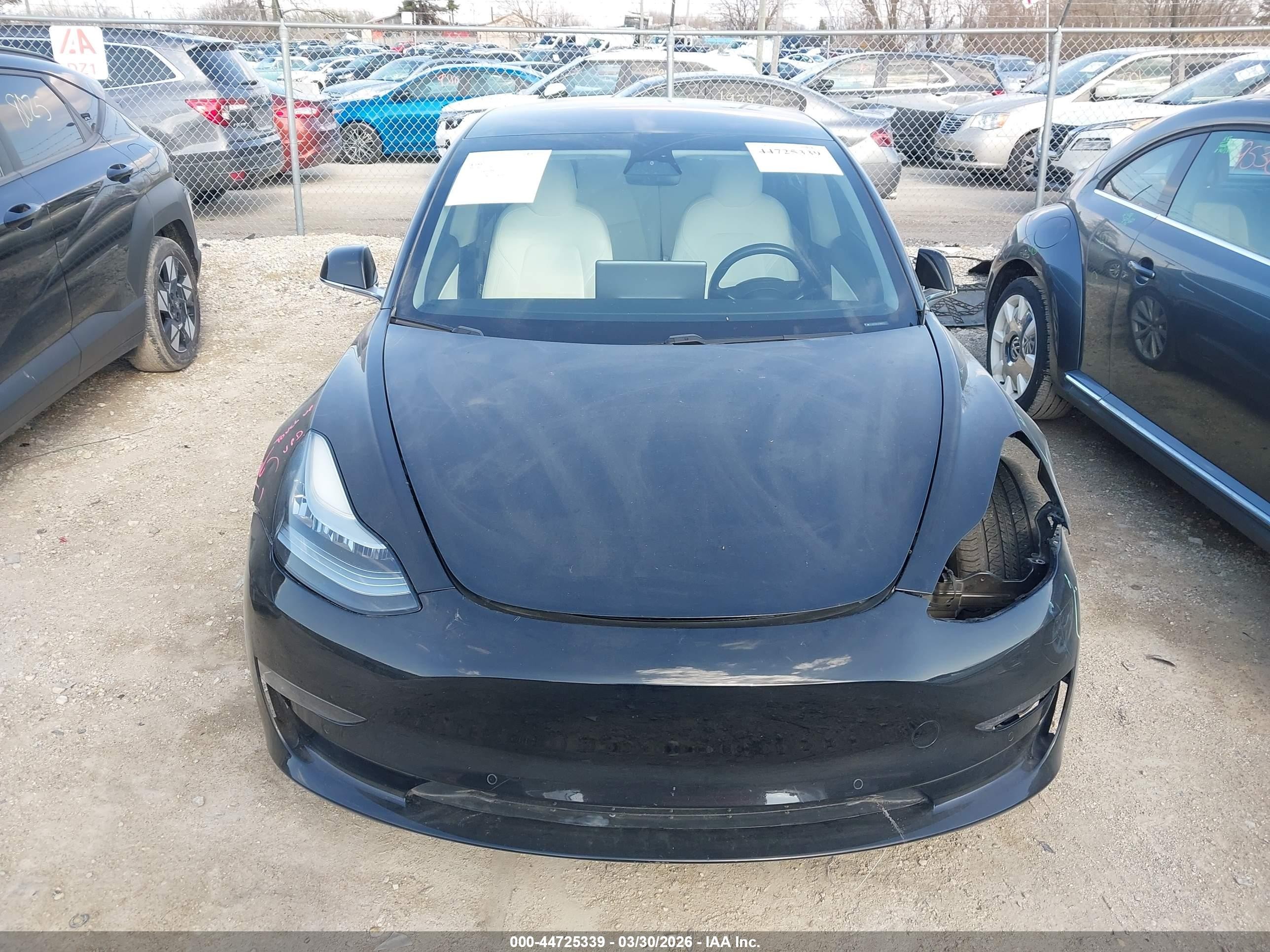 2018 Tesla Model 3 Long Range/performance Черный vin: 5YJ3E1EBXJF188270