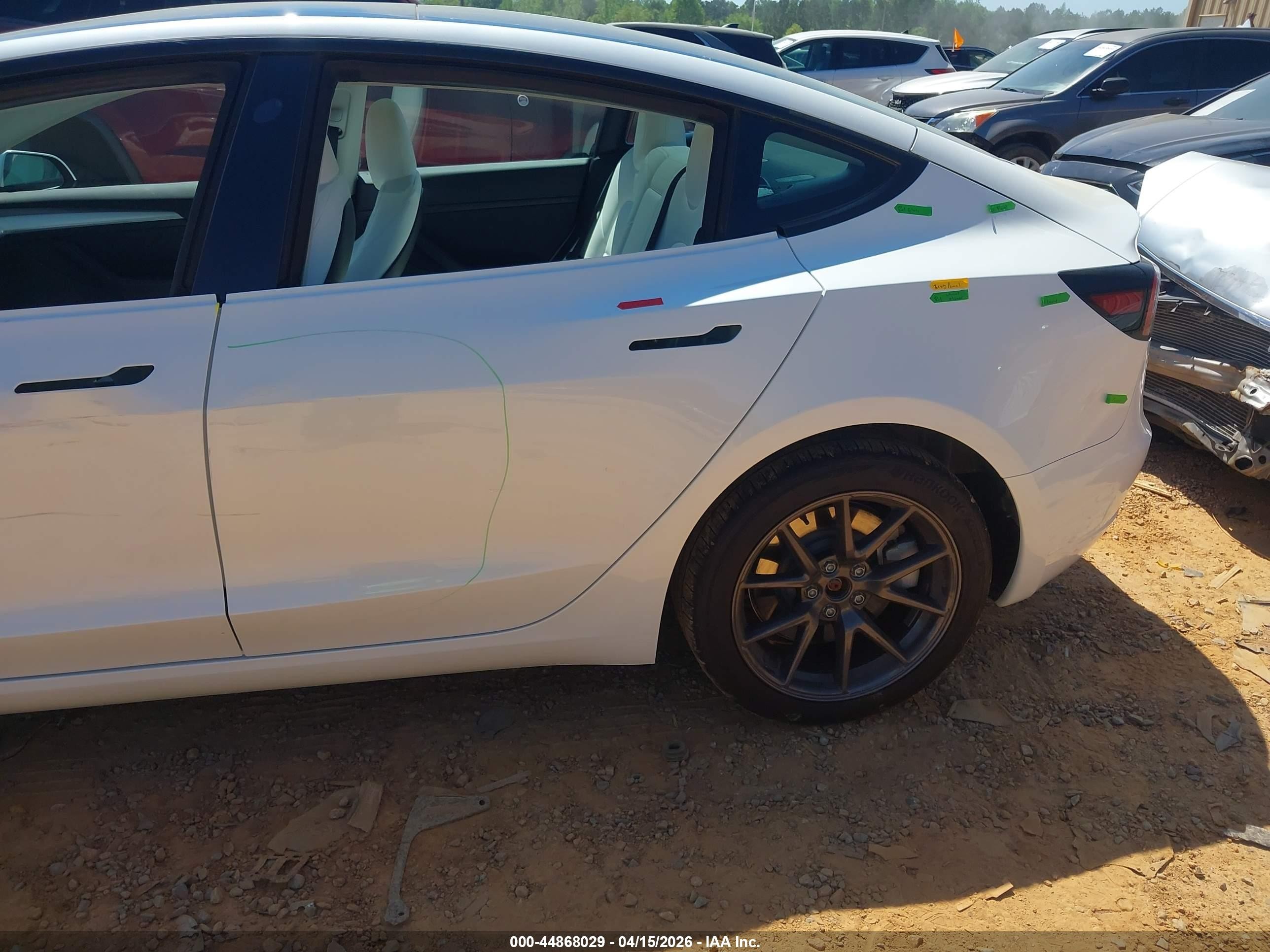 2023 Tesla Model 3 Long Range Dual Motor All-wheel Drive White vin: 5YJ3E1EBXPF704667