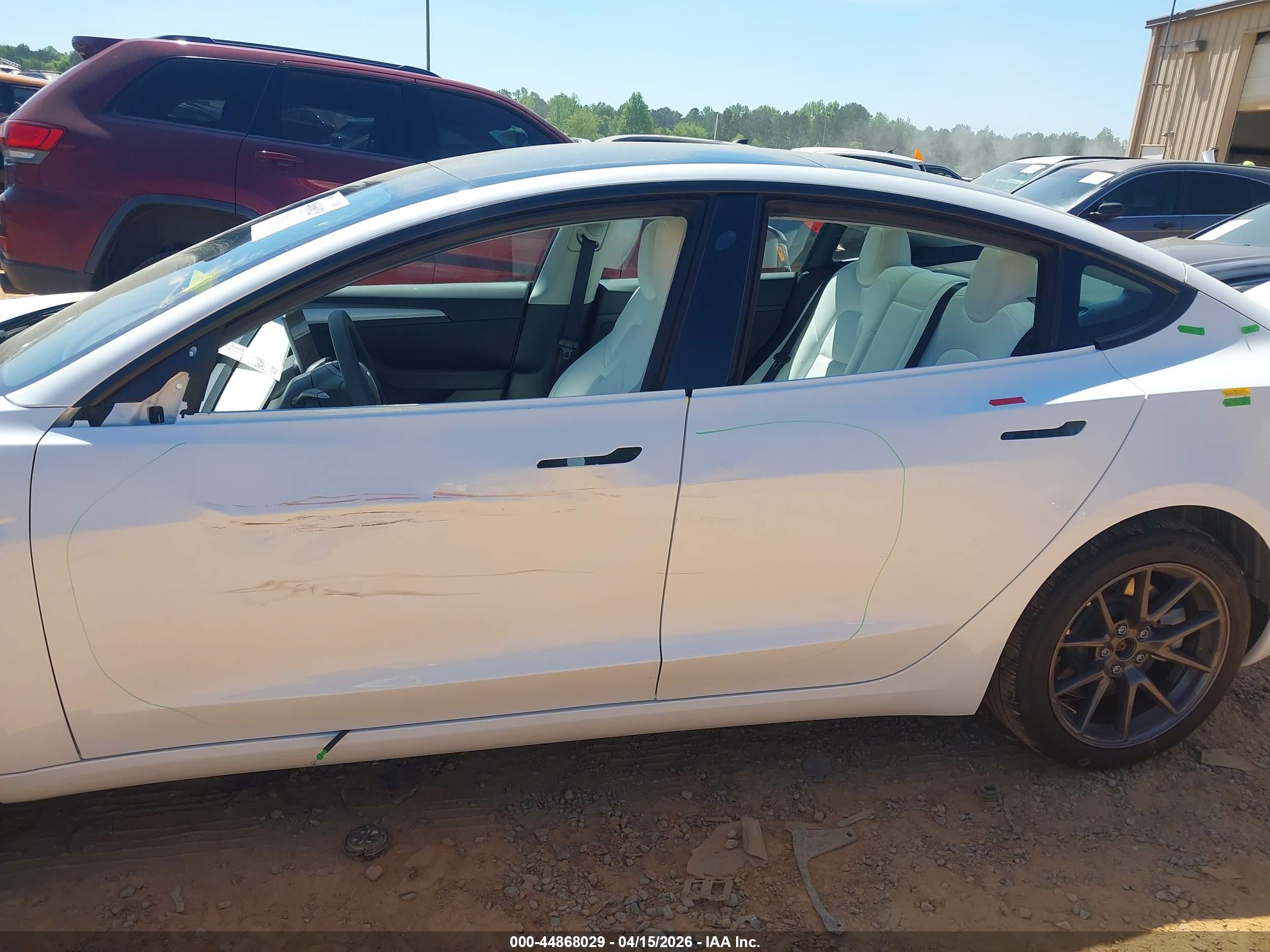 2023 Tesla Model 3 Long Range Dual Motor All-wheel Drive White vin: 5YJ3E1EBXPF704667