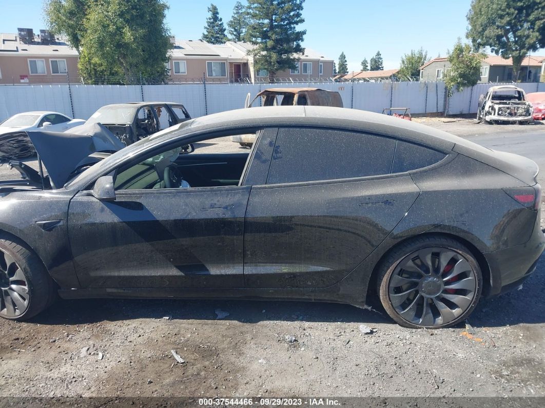 2022 Tesla Model 3 Performance Black vin: 5YJ3E1EC4NF264807