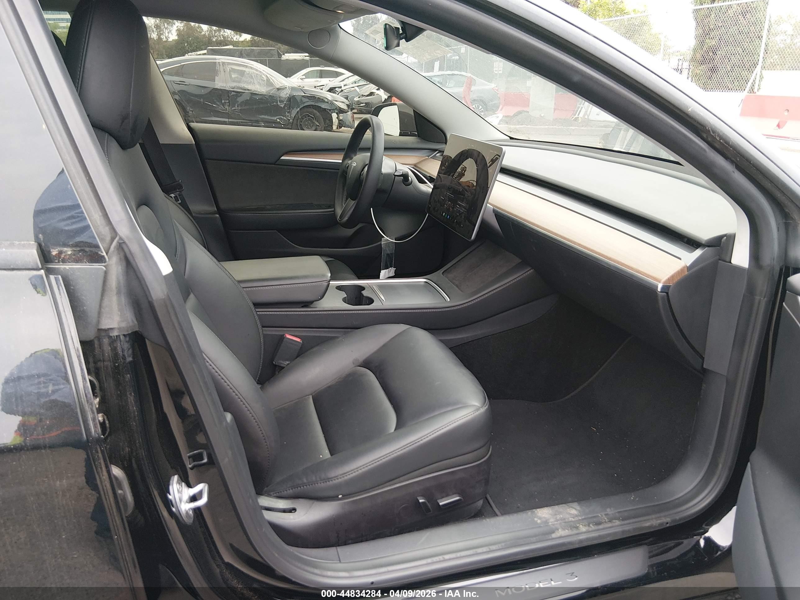 2022 Tesla Model 3 Performance Dual Motor All-wheel Drive Черный vin: 5YJ3E1EC5NF331155