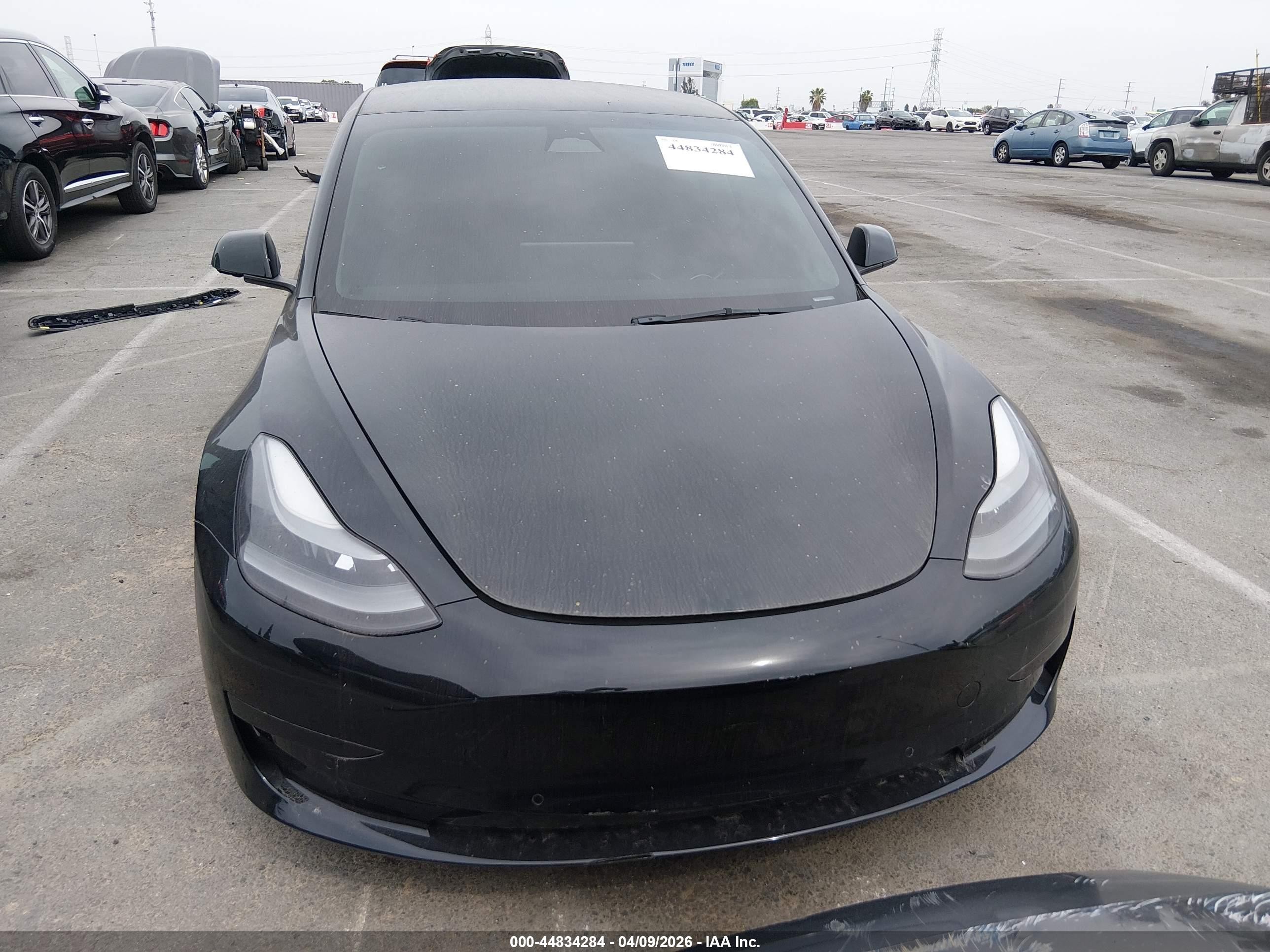 2022 Tesla Model 3 Performance Dual Motor All-wheel Drive Черный vin: 5YJ3E1EC5NF331155