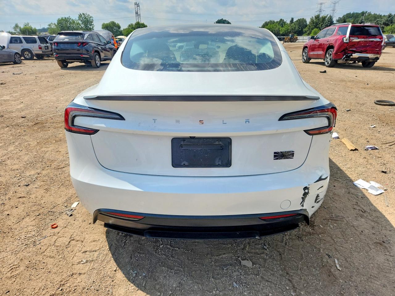 2025 Tesla Model 3 Белый vin: 5YJ3E1ET6SF028297