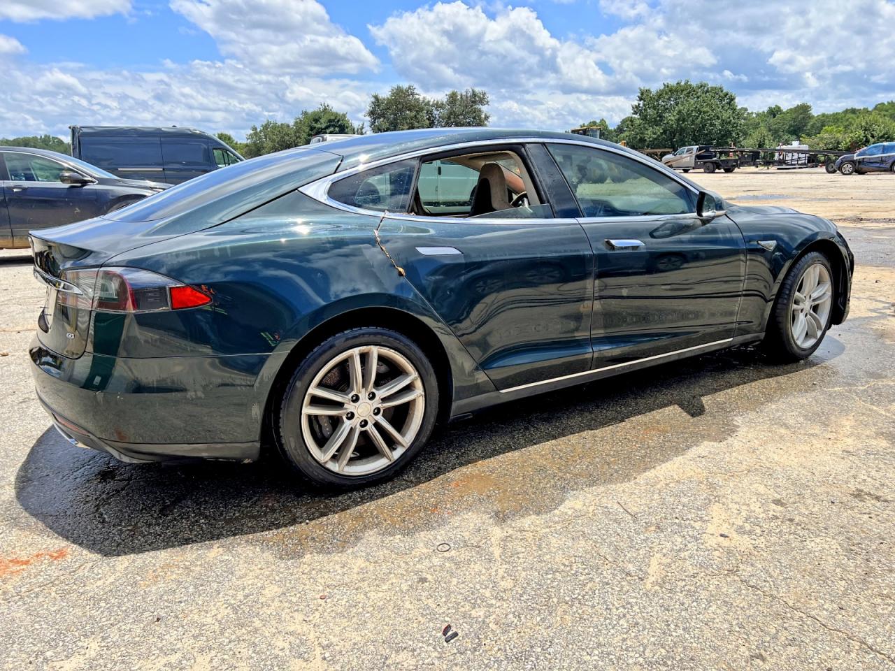 2013 Tesla Model S Gray vin: 5YJSA1AC1DFP10732