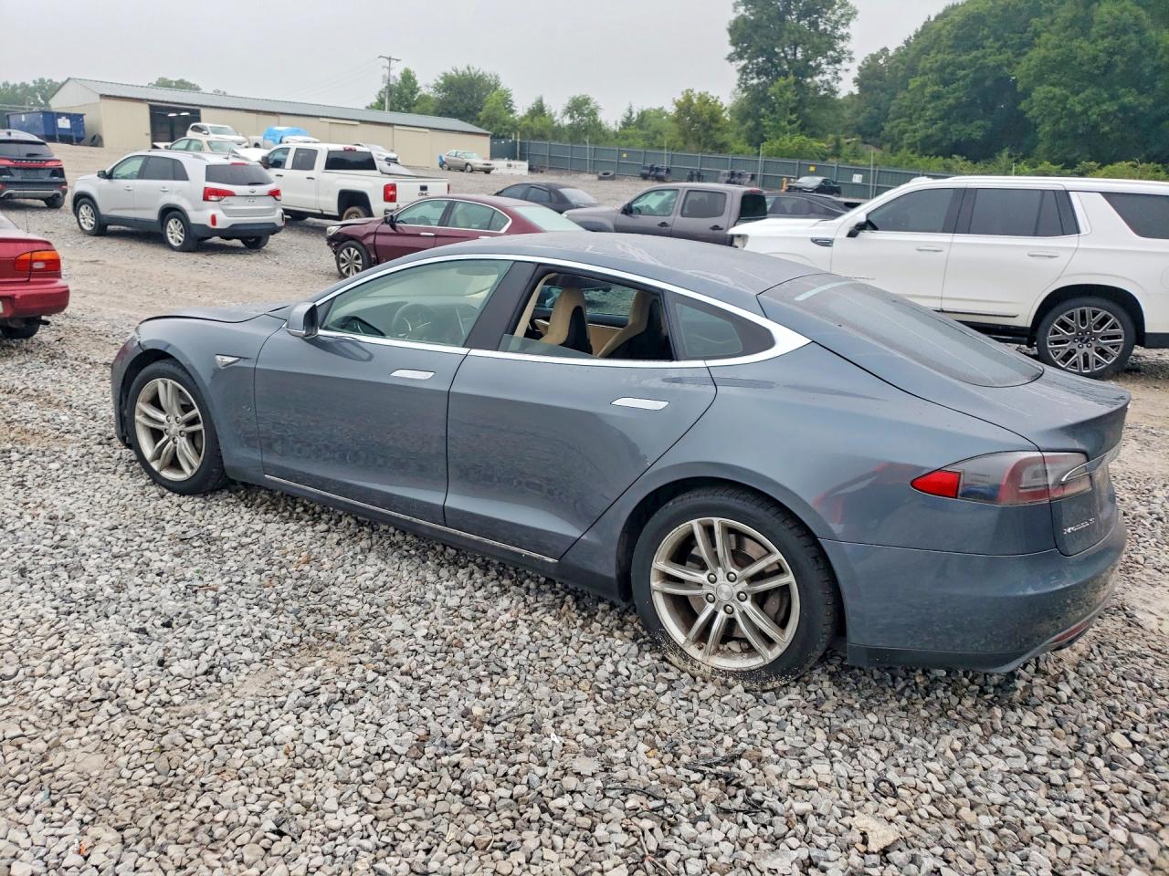2013 Tesla Model S Gray vin: 5YJSA1AC2DFP10190