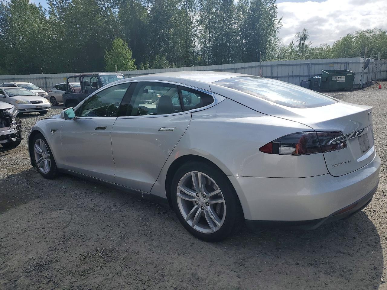 2013 Tesla Model S Silver vin: 5YJSA1AC7DFP10170