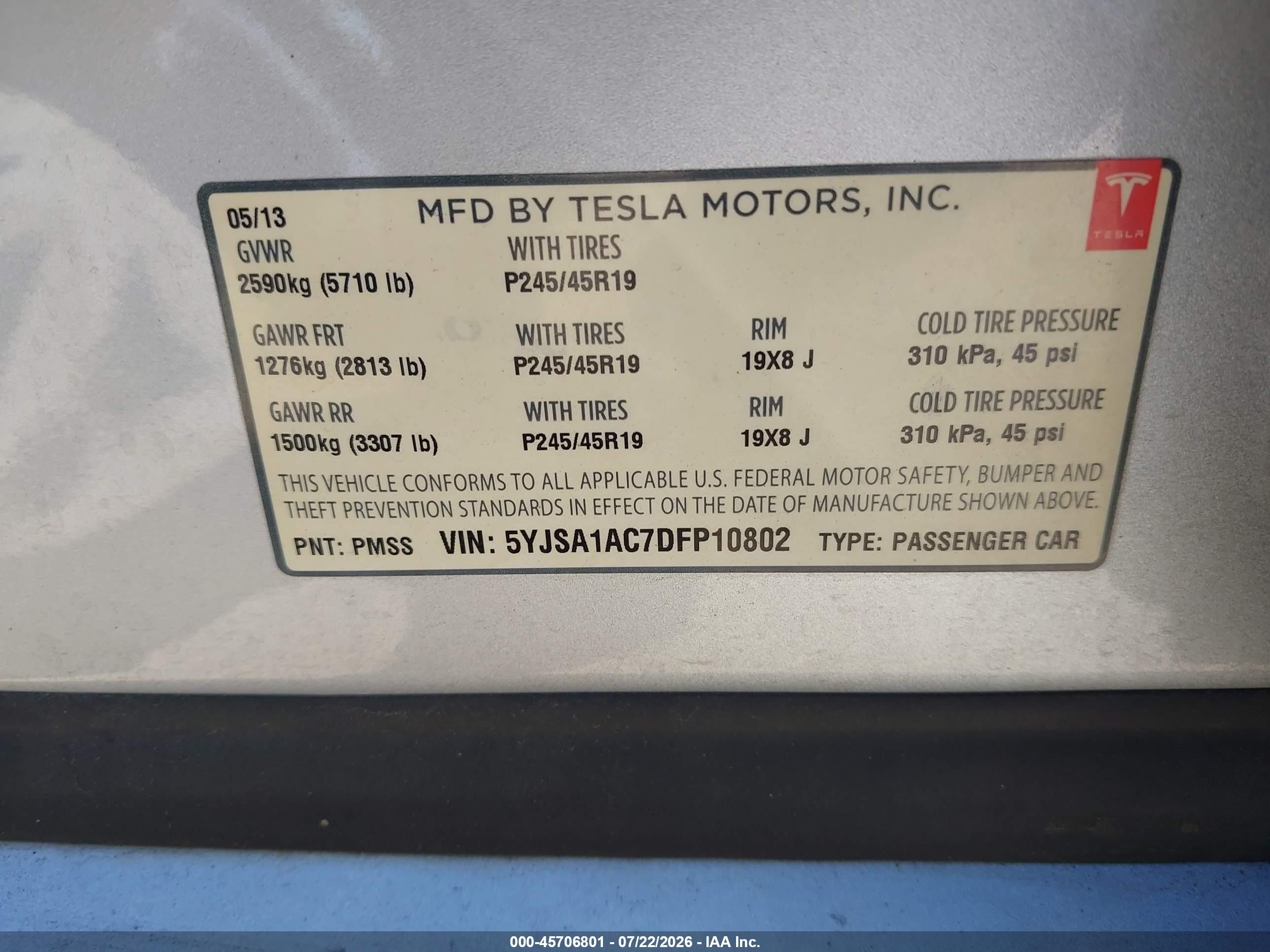 2013 Tesla Model S   Silver vin: 5YJSA1AC7DFP10802