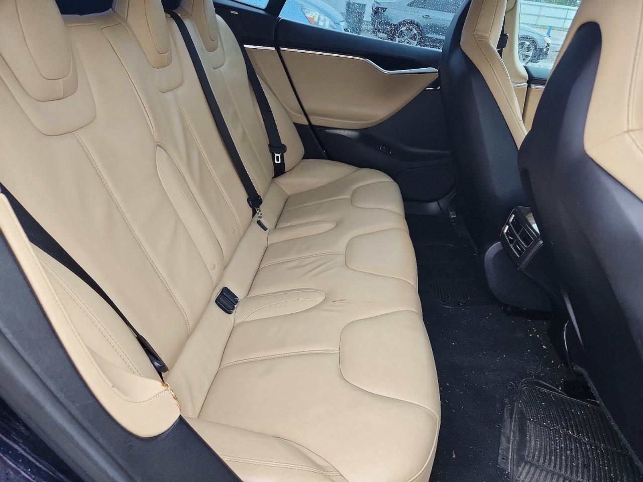 2013 Tesla Model S Blue vin: 5YJSA1AG4DFP08699
