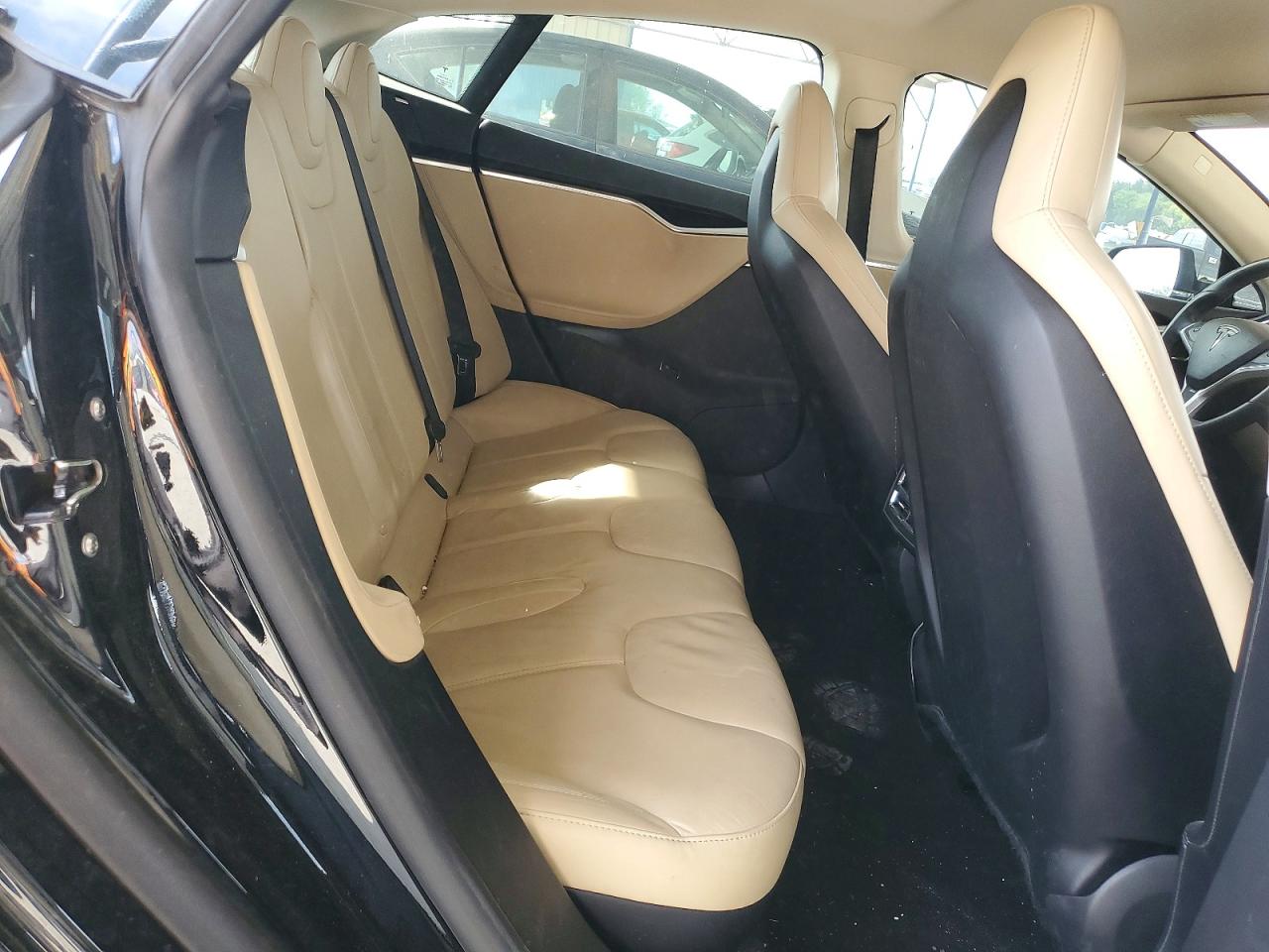 2013 Tesla Model S Black vin: 5YJSA1AG8DFP07619