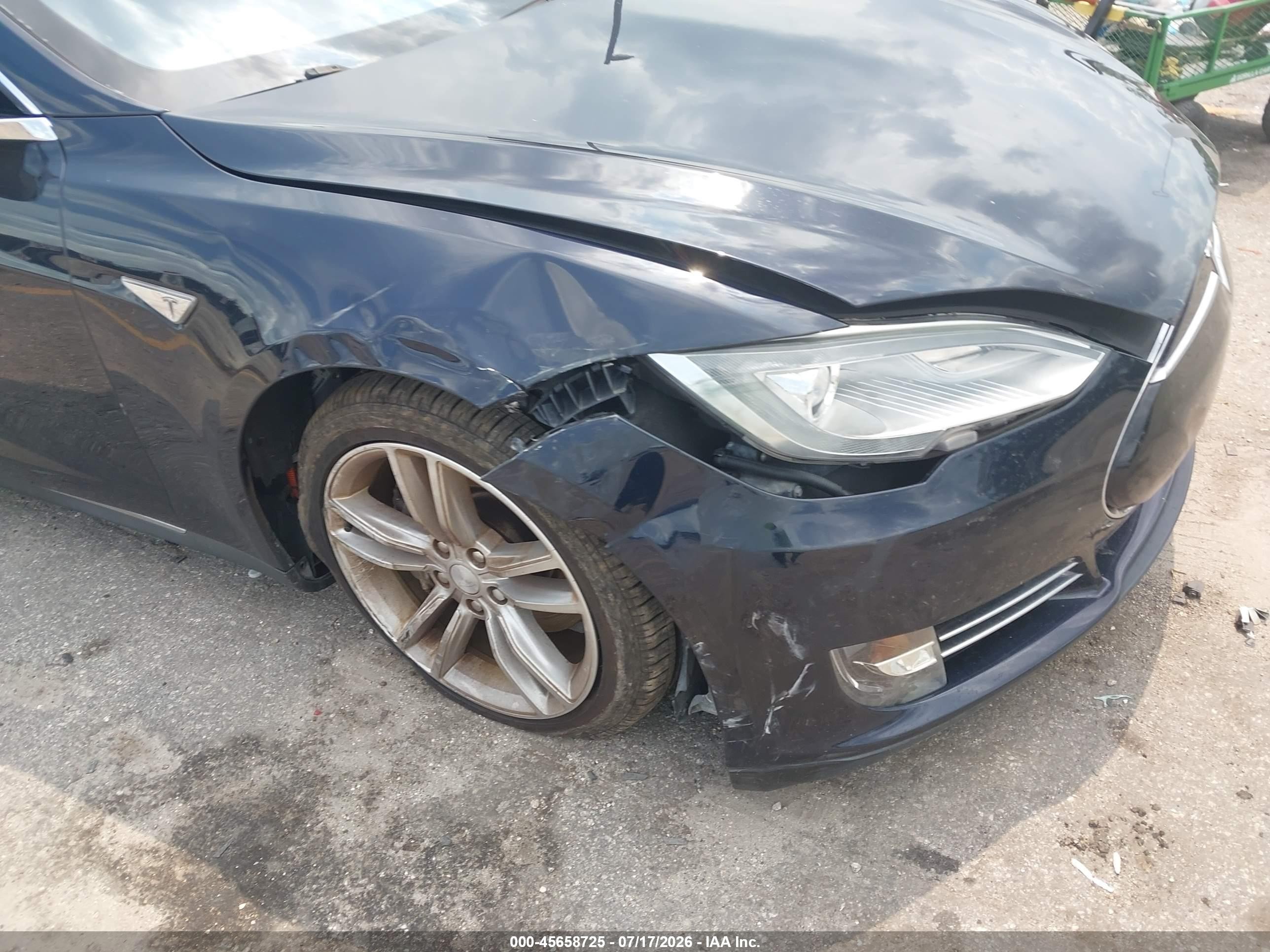 2013 Tesla Model S Navy vin: 5YJSA1AG8DFP11654