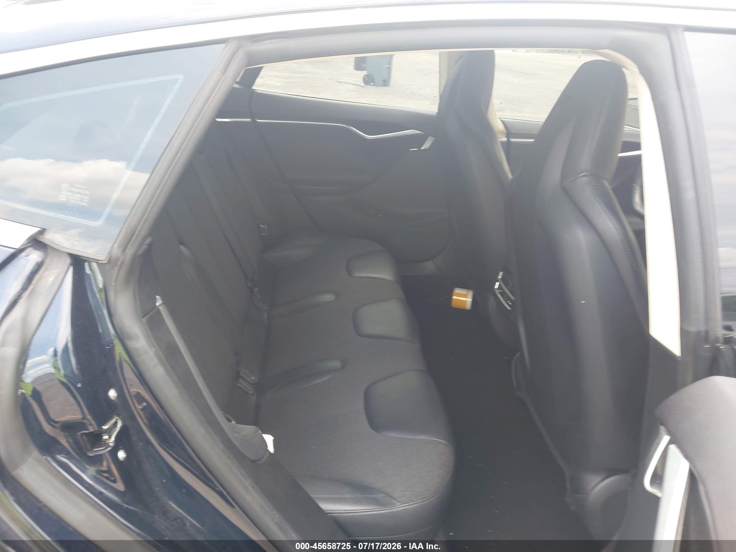 2013 Tesla Model S Navy vin: 5YJSA1AG8DFP11654