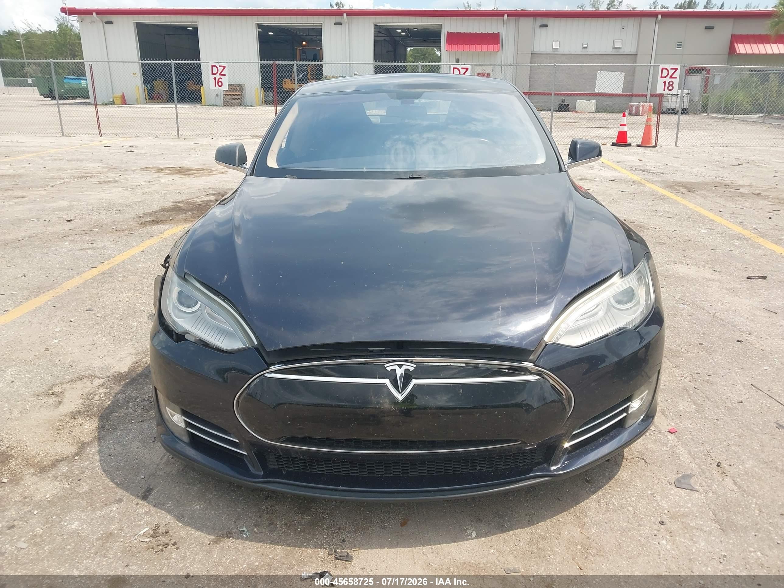 2013 Tesla Model S Navy vin: 5YJSA1AG8DFP11654
