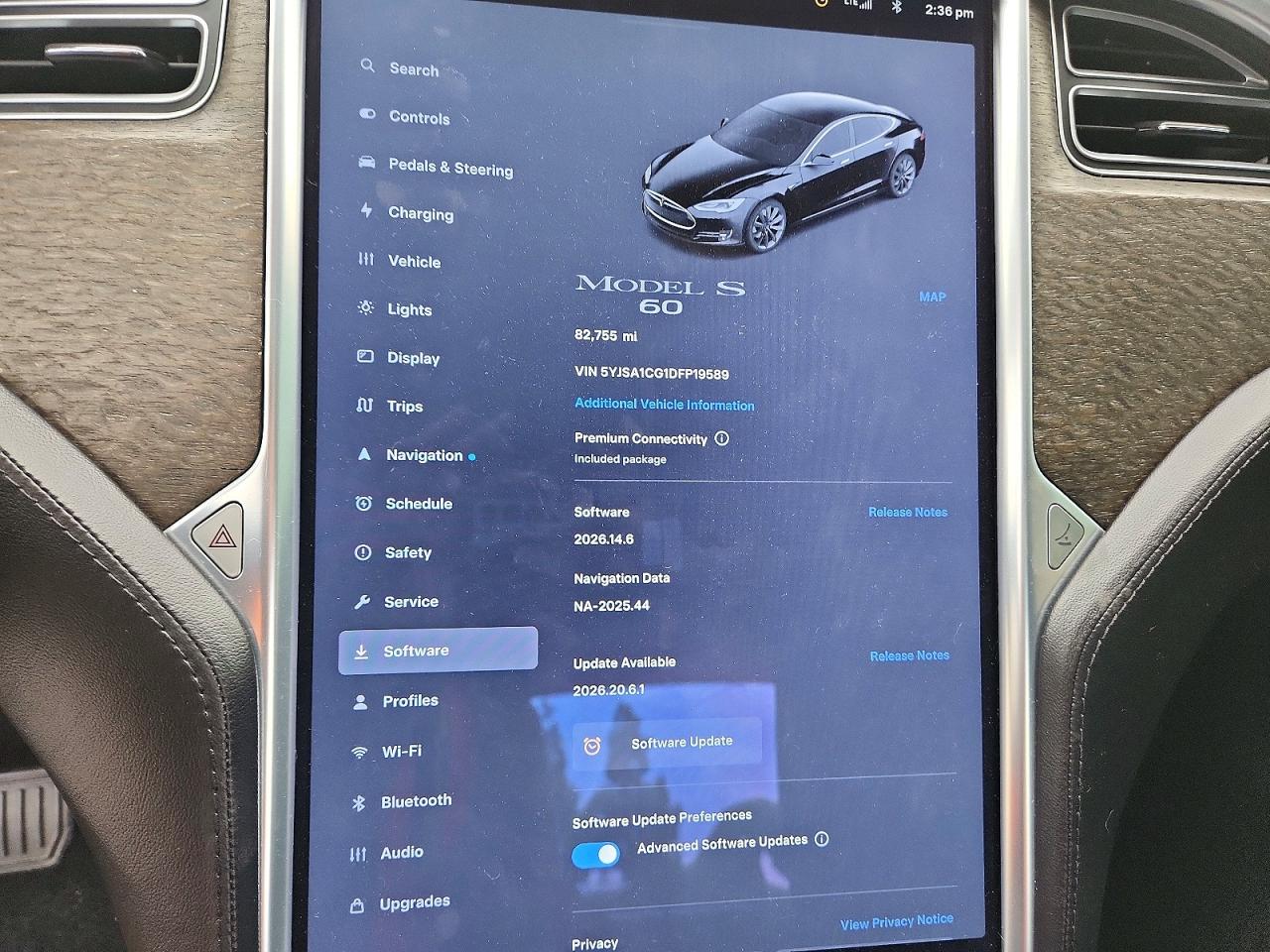 2013 Tesla Model S Black vin: 5YJSA1CG1DFP19589