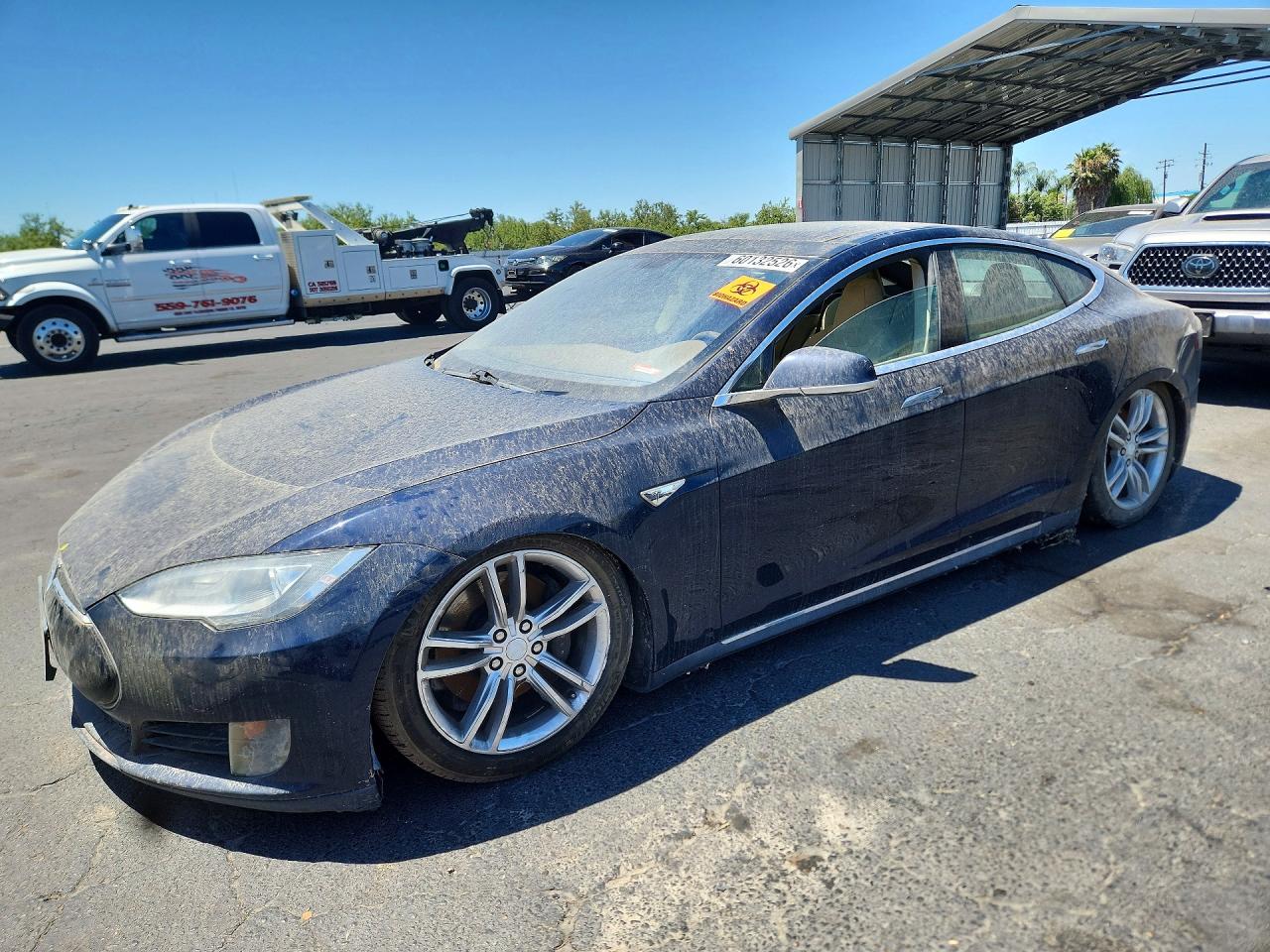 2013 Tesla Model S Blue vin: 5YJSA1CG2DFP04938