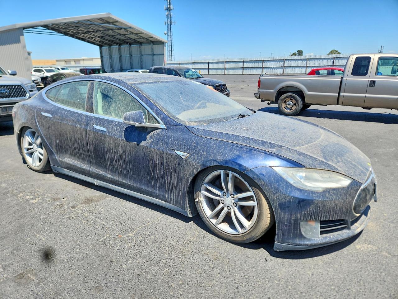 2013 Tesla Model S Blue vin: 5YJSA1CG2DFP04938