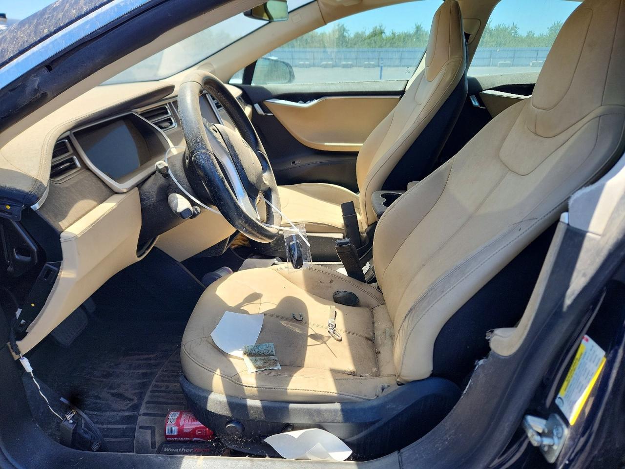 2013 Tesla Model S Blue vin: 5YJSA1CG2DFP04938