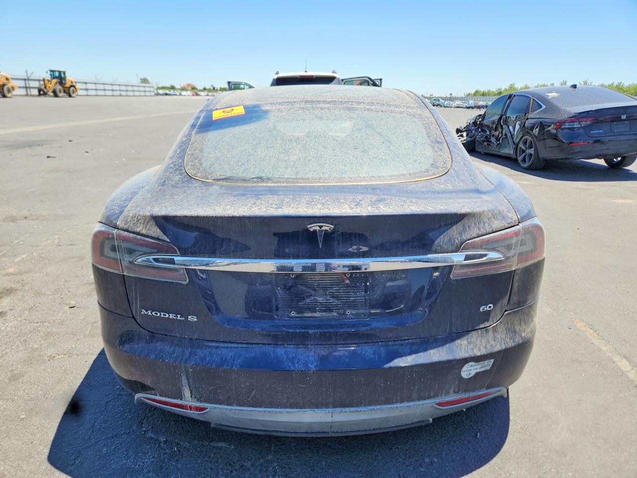 2013 Tesla Model S Blue vin: 5YJSA1CG2DFP04938