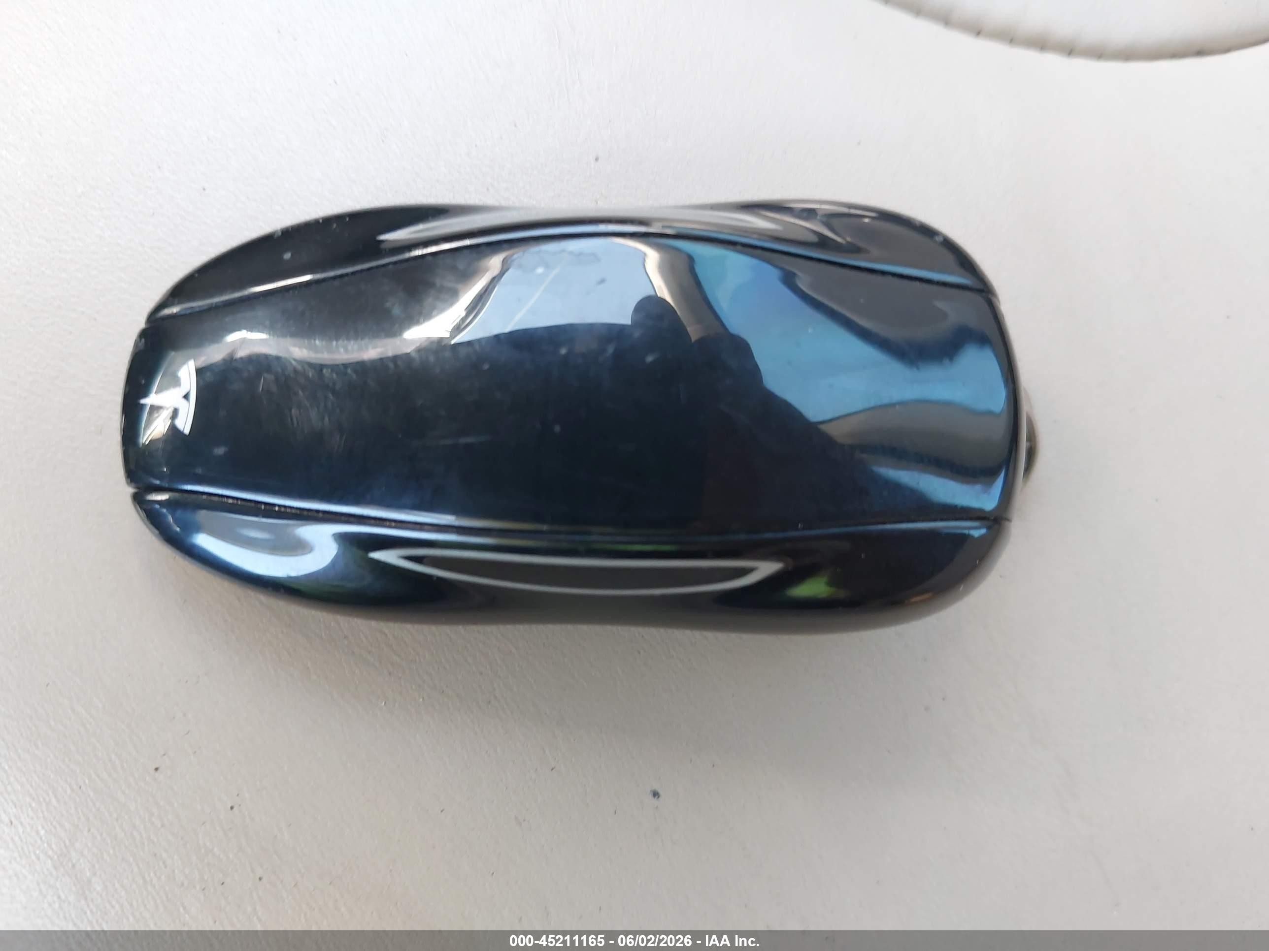 2013 Tesla Model S   Dark Blue vin: 5YJSA1CG2DFP14689