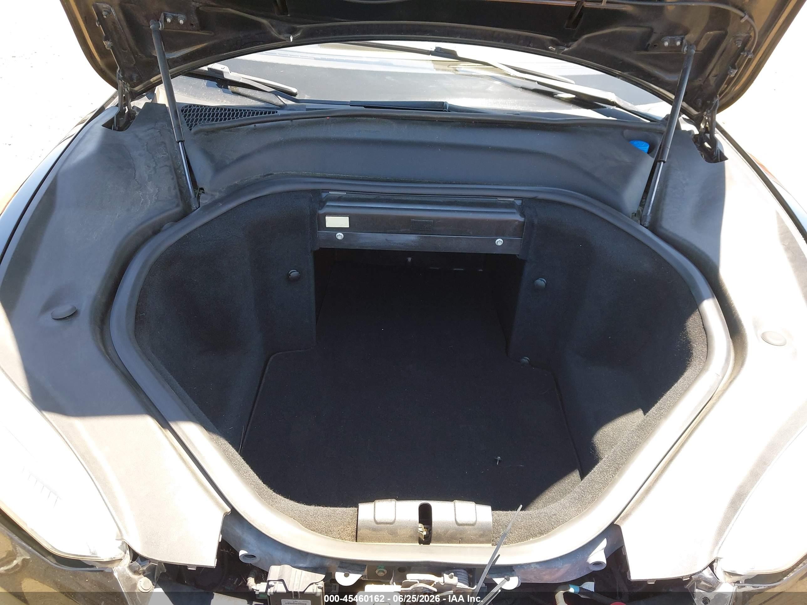 2013 Tesla Model S   Black vin: 5YJSA1CG2DFP20699