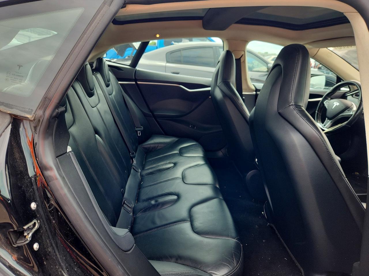 2013 Tesla Model S Black vin: 5YJSA1CG2DFP28026
