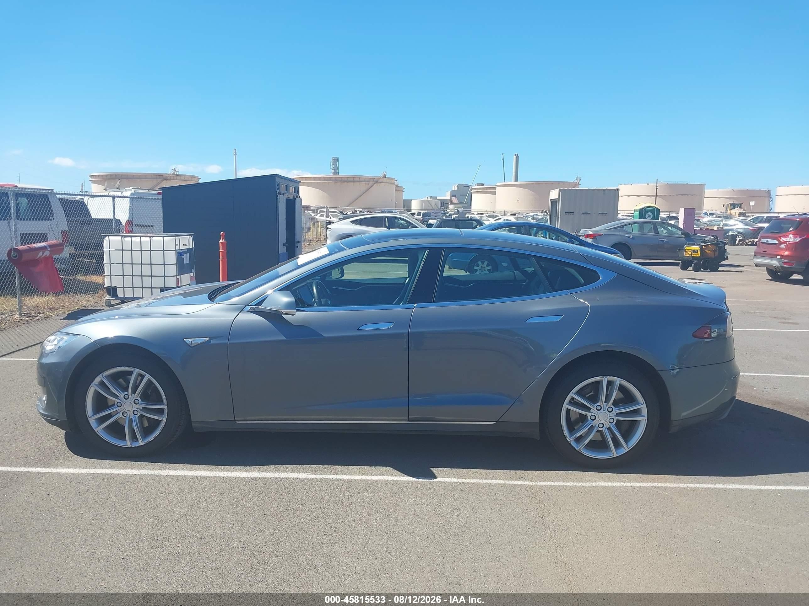2013 Tesla Model S Gray vin: 5YJSA1CG4DFP03659