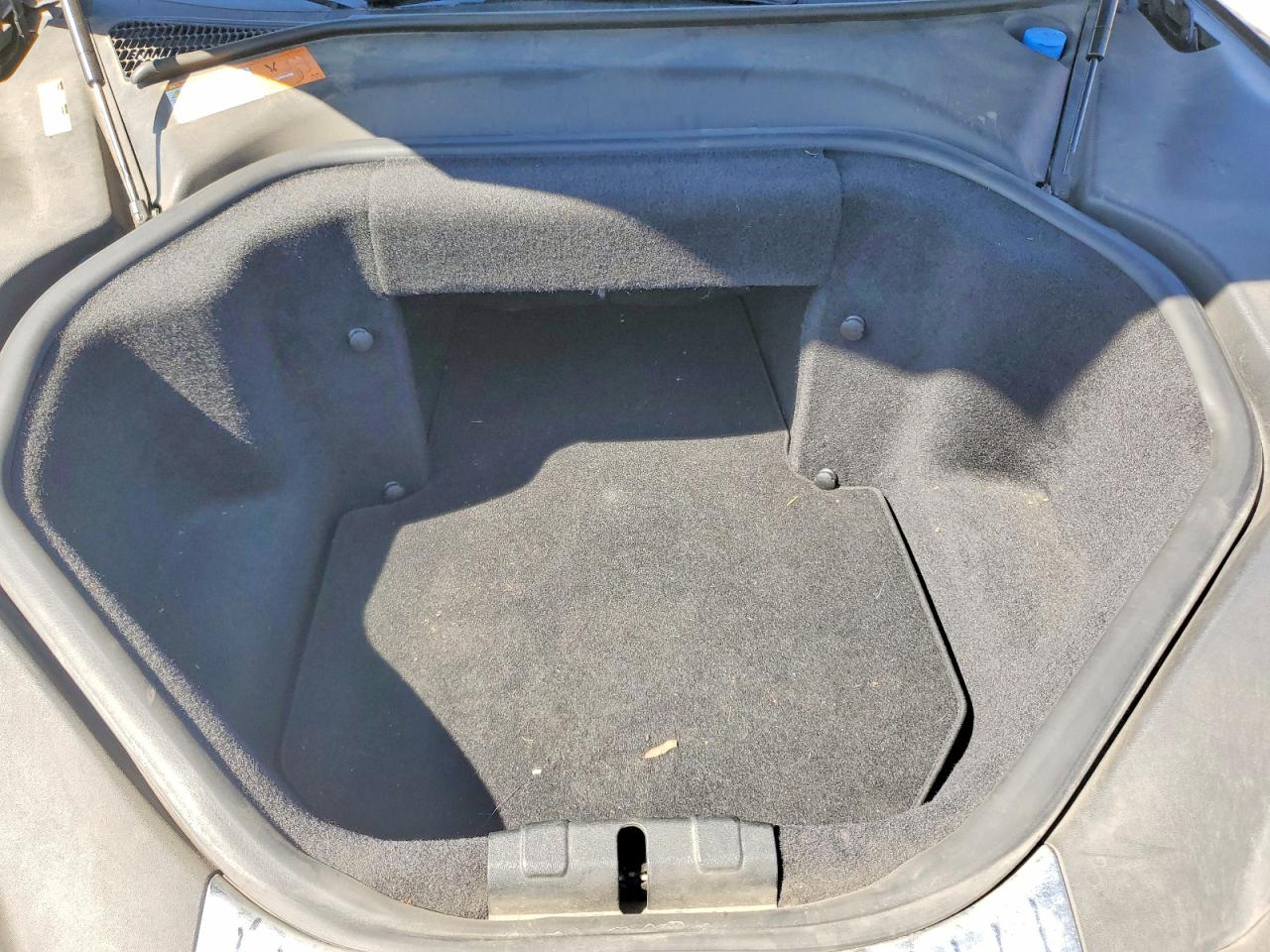 2013 Tesla Model S Blue vin: 5YJSA1CG5DFP03556