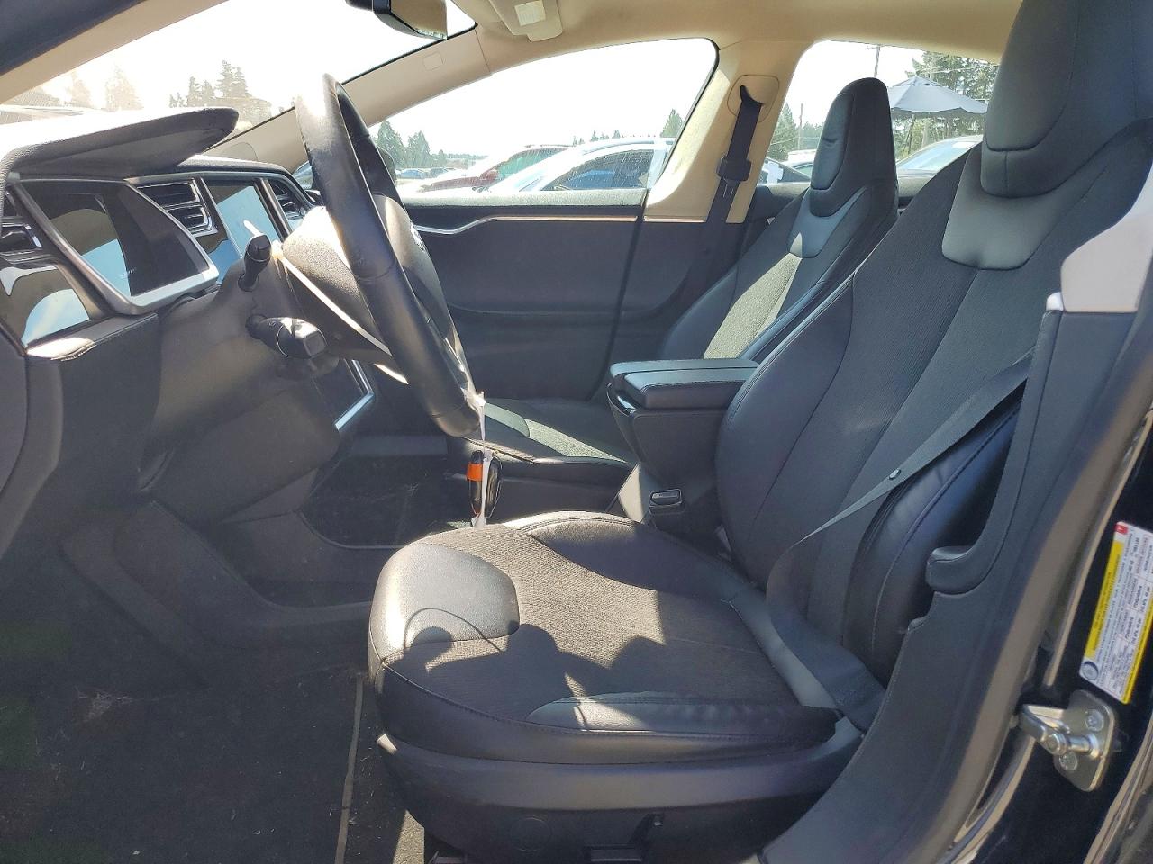 2013 Tesla Model S Blue vin: 5YJSA1CG5DFP03556