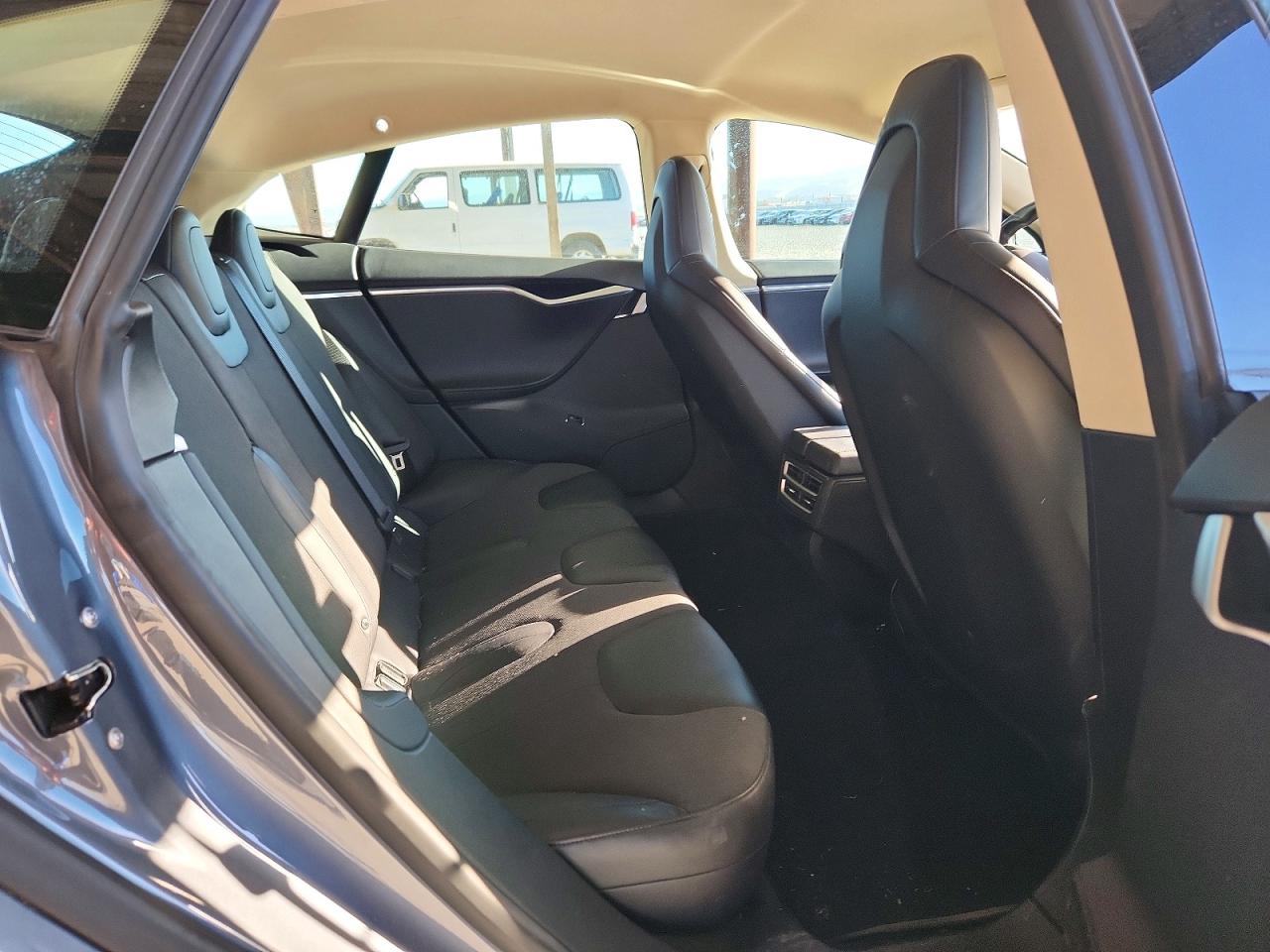 2013 Tesla Model S Gray vin: 5YJSA1CG6DFP17255
