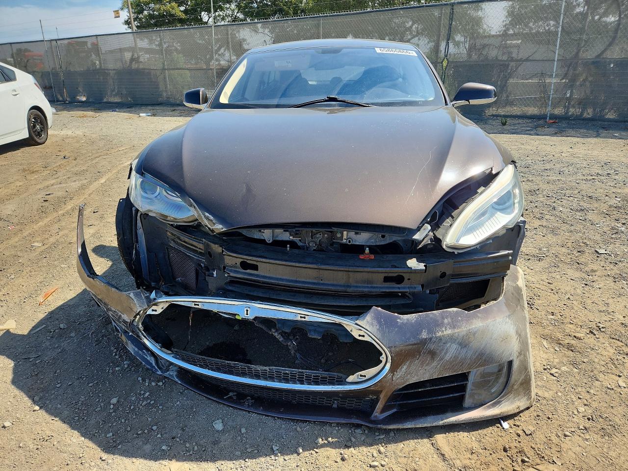 2013 Tesla Model S Brown vin: 5YJSA1CG7DFP19578