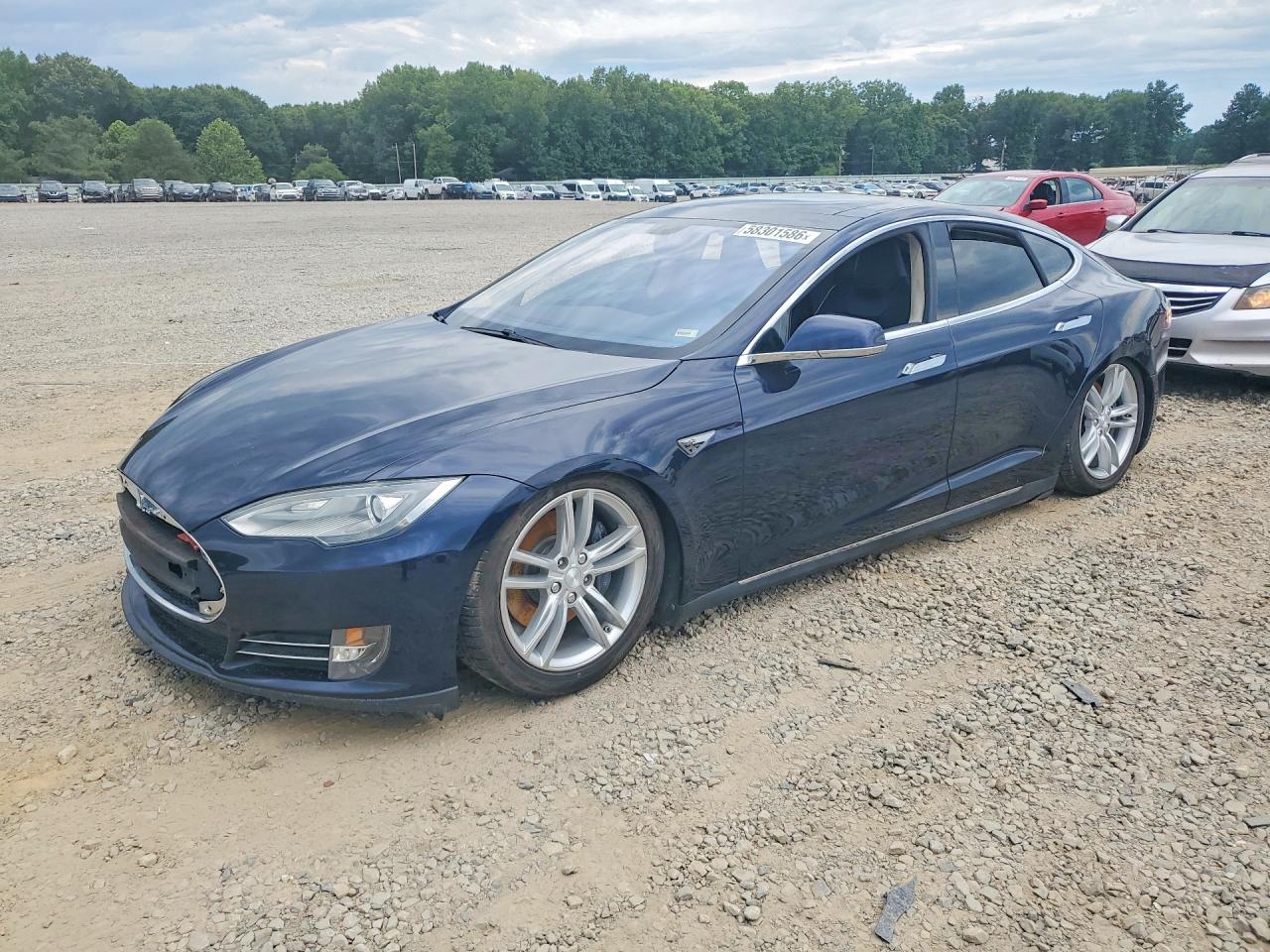 2013 Tesla Model S Blue vin: 5YJSA1CG8DFP04863
