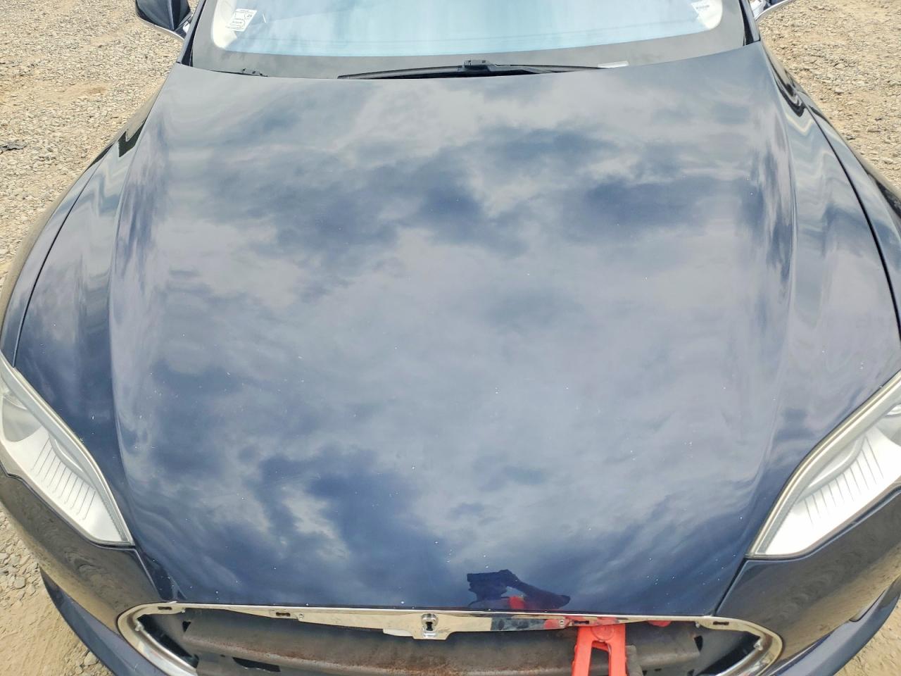 2013 Tesla Model S Blue vin: 5YJSA1CG8DFP04863