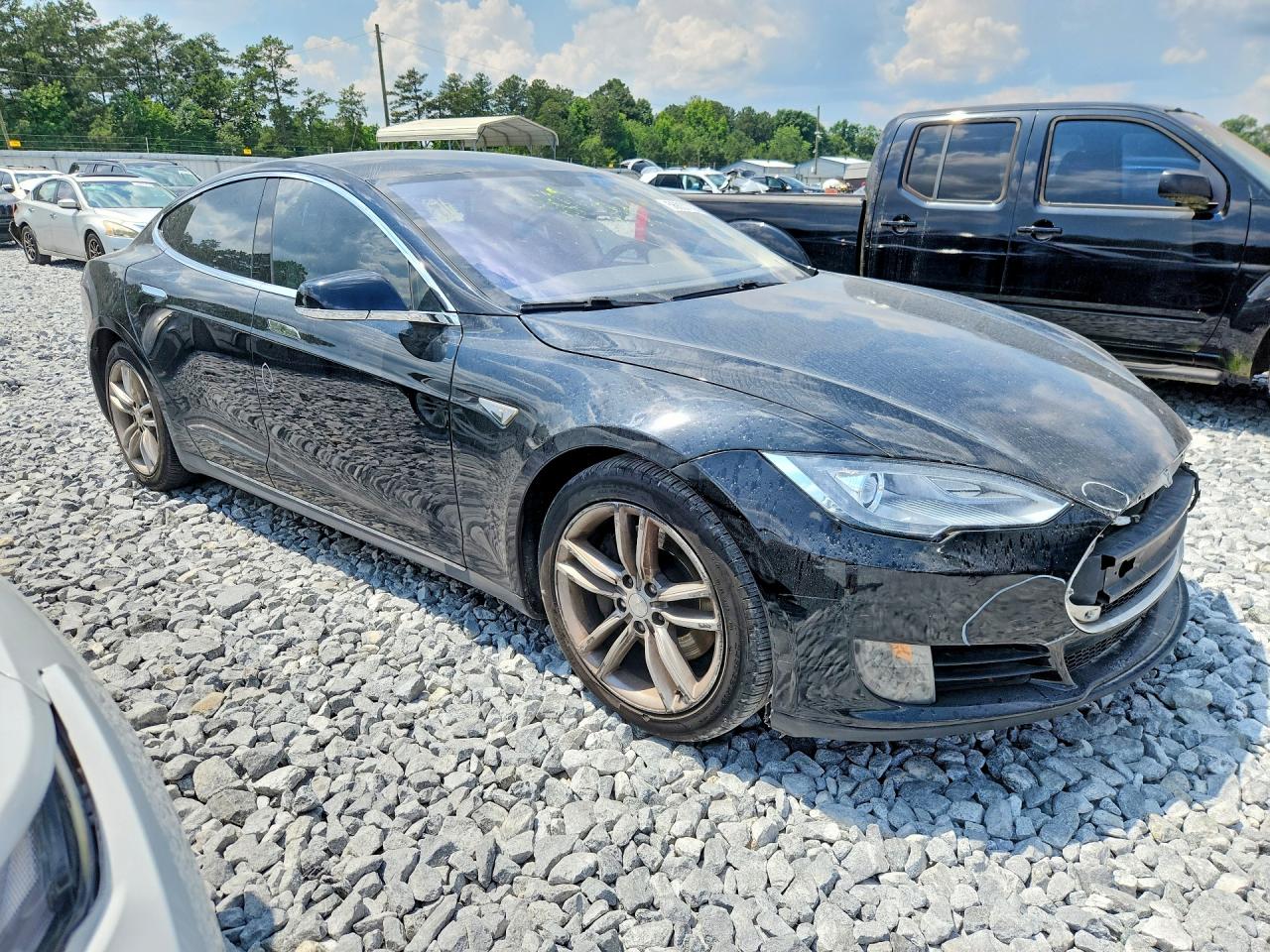 2013 Tesla Model S Black vin: 5YJSA1CG9DFP07786